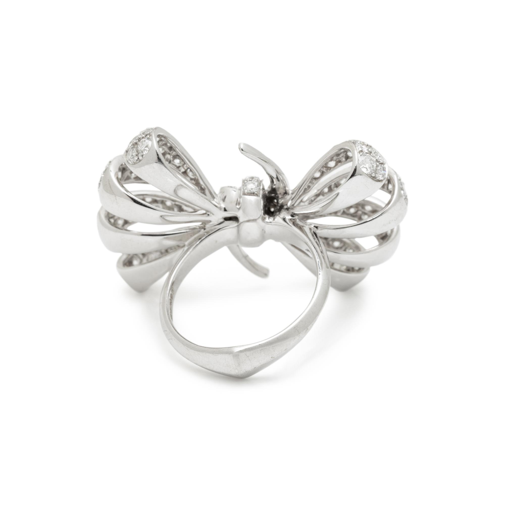 STEPHEN WEBSTER, WHITE GOLD AND DIAMOND 'FORGET ME KNOT' RING