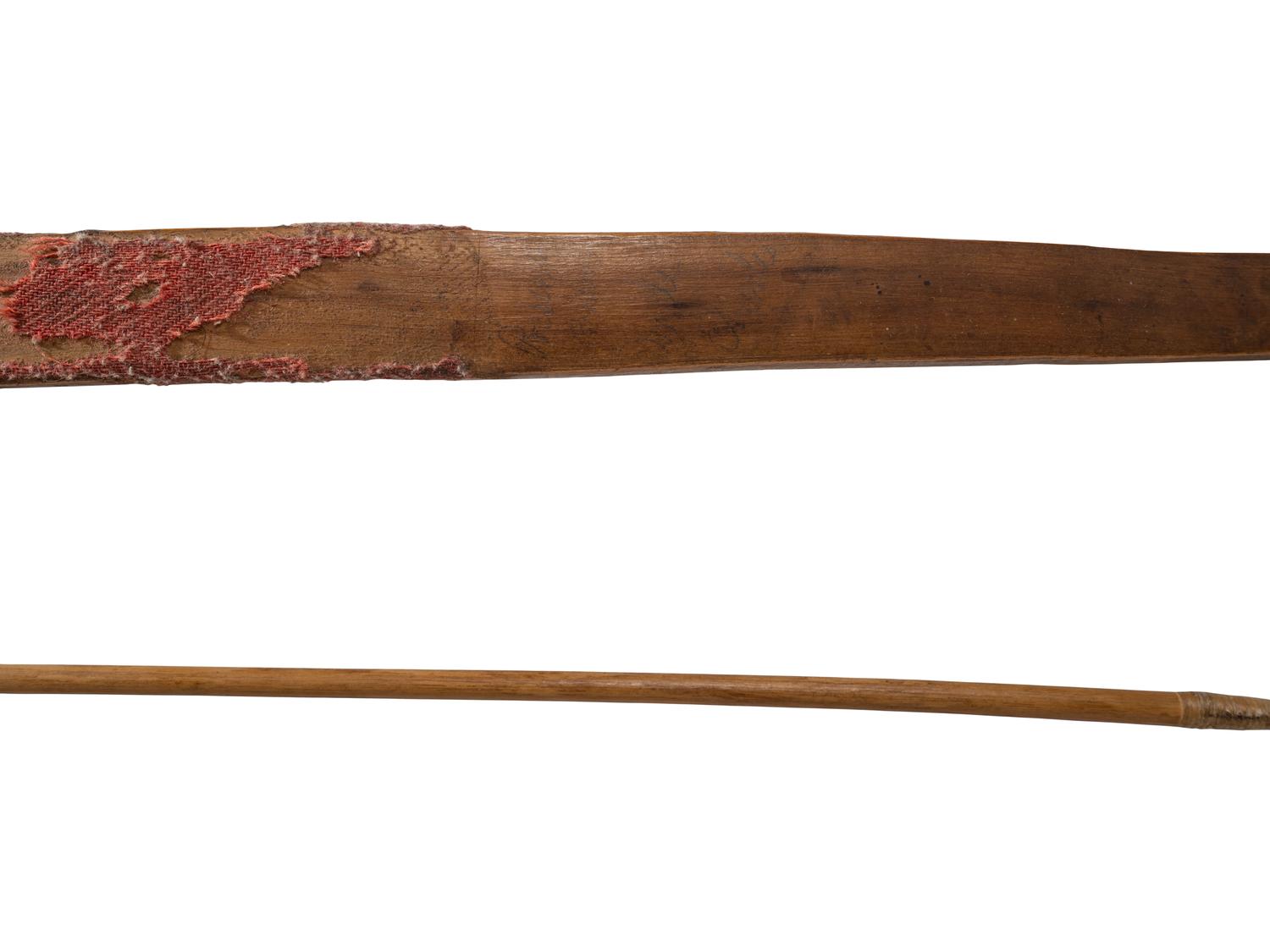 Assiniboine Mountain Lion Bow and Quiver Set