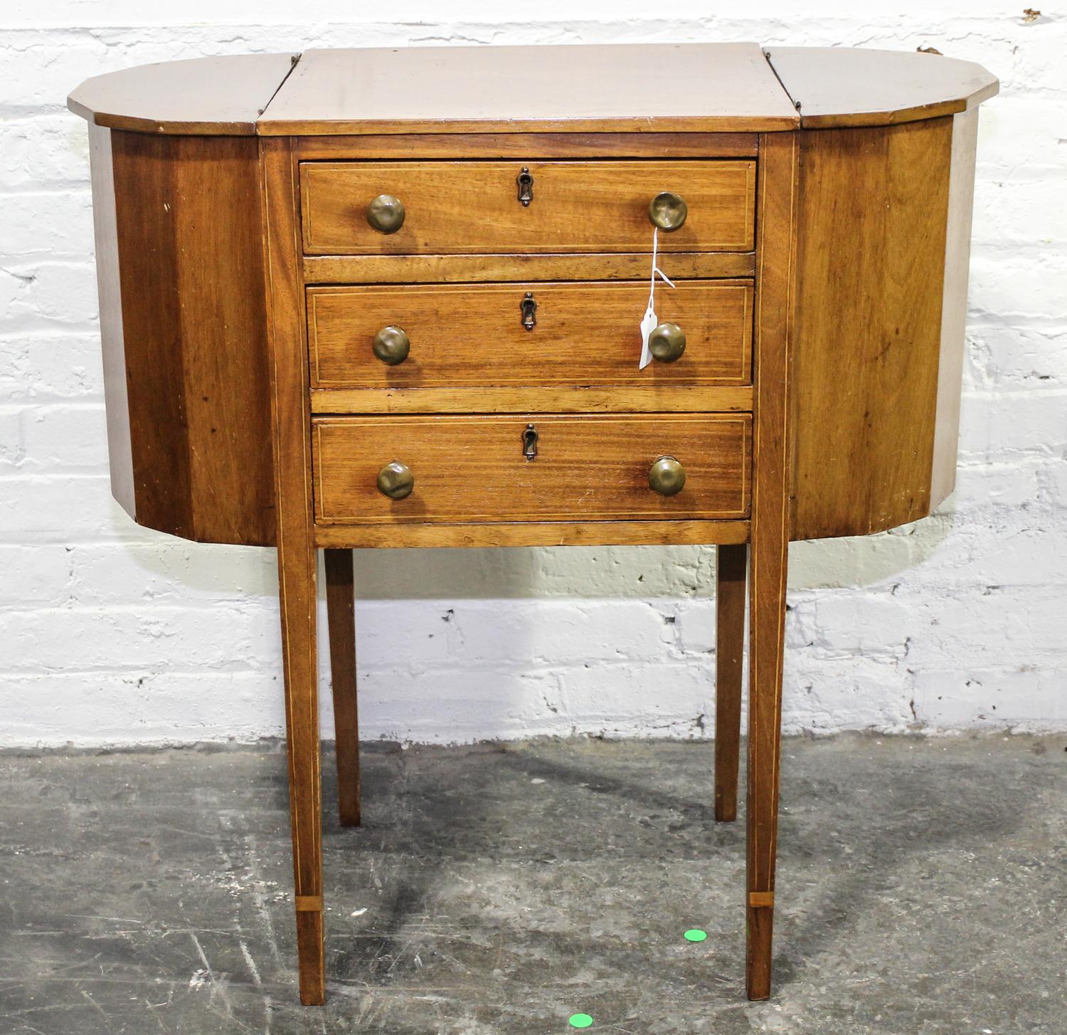 An American Mahogany Sewing Table Height 29 x width 29 x depth 13 1/2 inches. — 19TH/20TH CENTURY