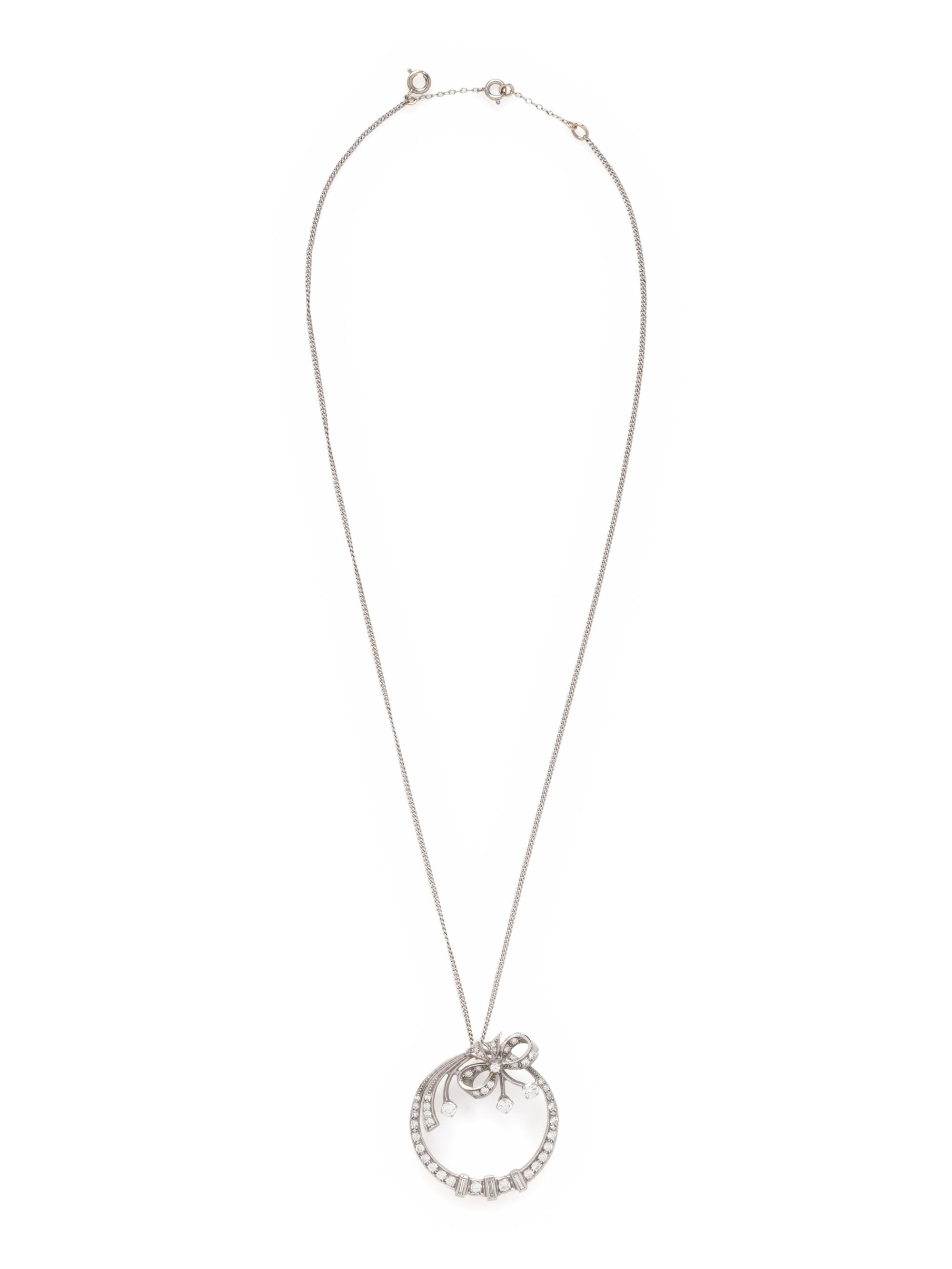DIAMOND PENDANT/NECKLACE