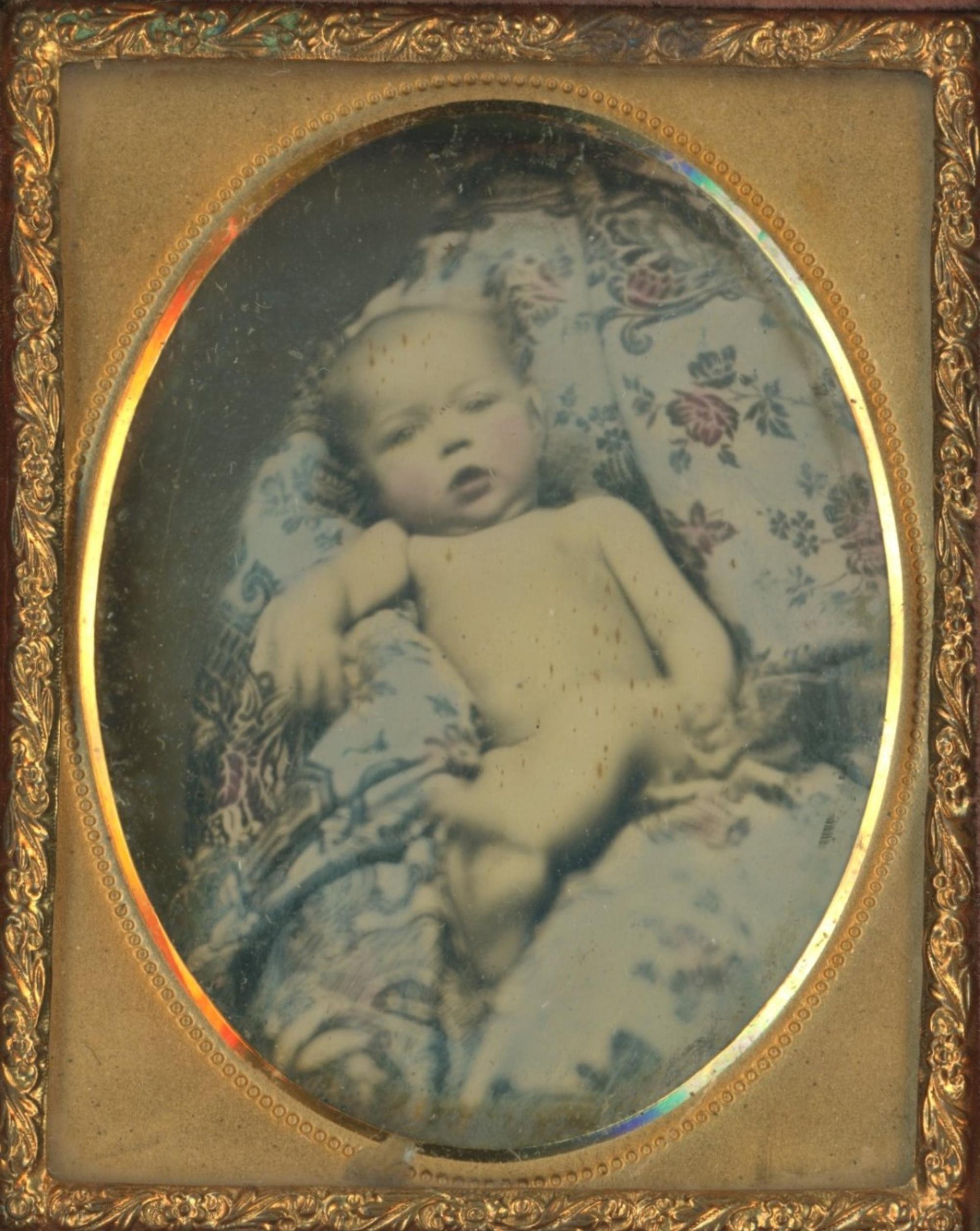 [Daguerreotype] Naked Baby and Blue Boy