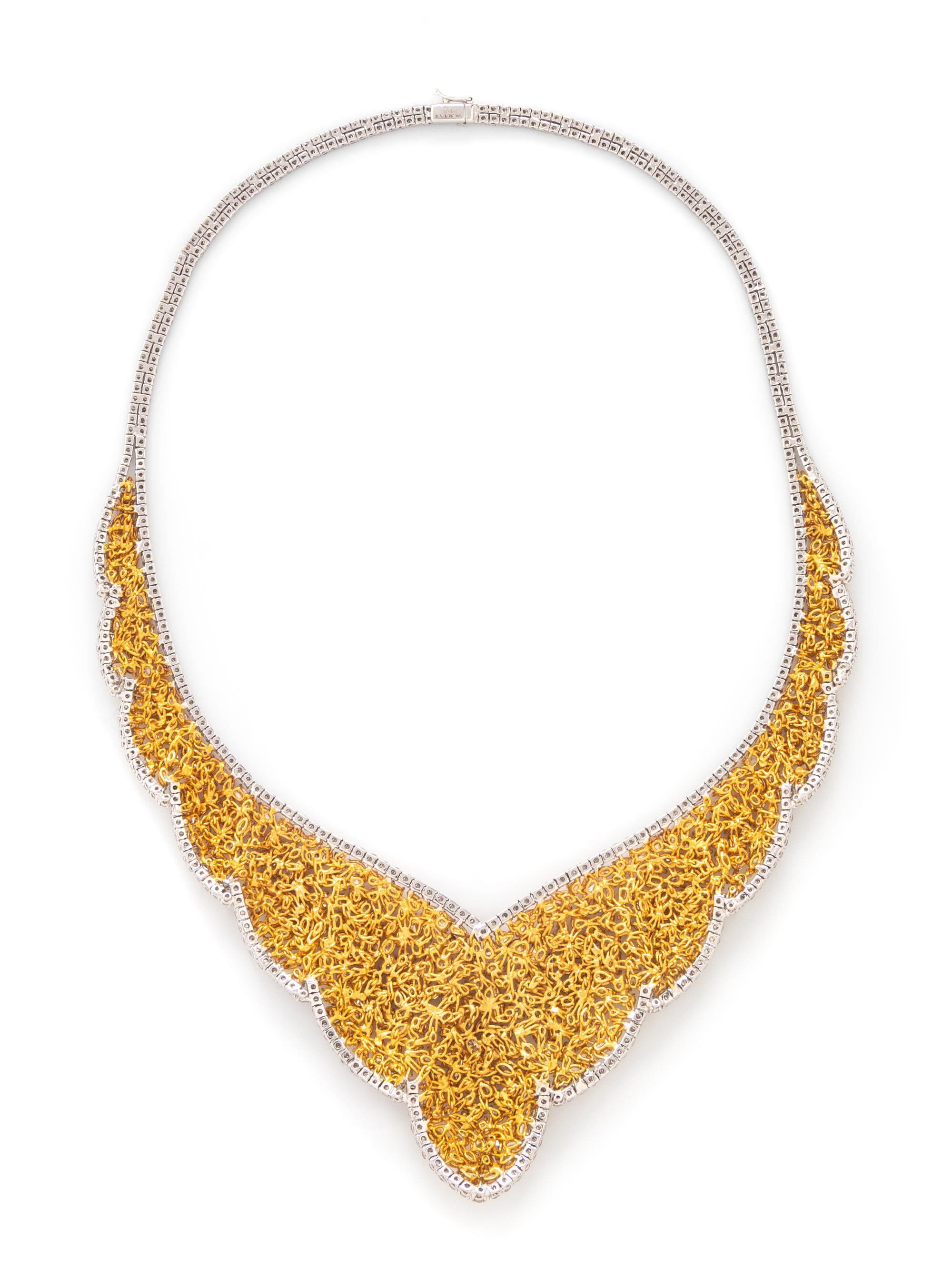 DIAMOND AND COLORED DIAMOND NECKLACE