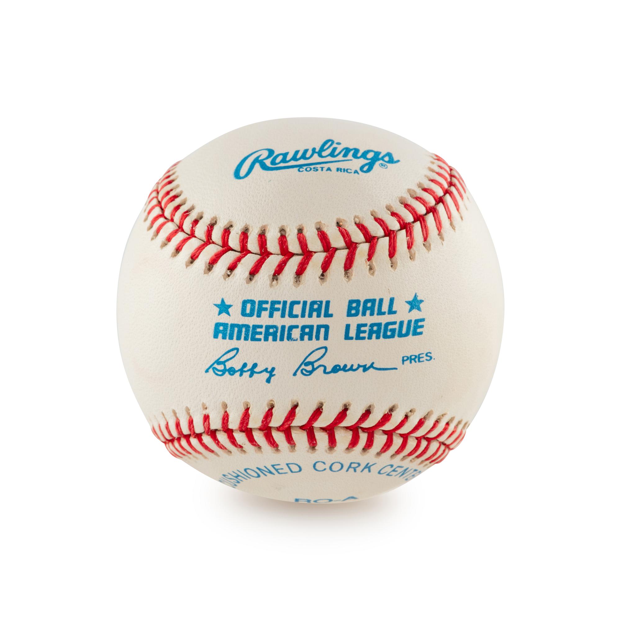 A MIckey Mantle Single Signed Autograph Baseball (Beckett Authentication Services)