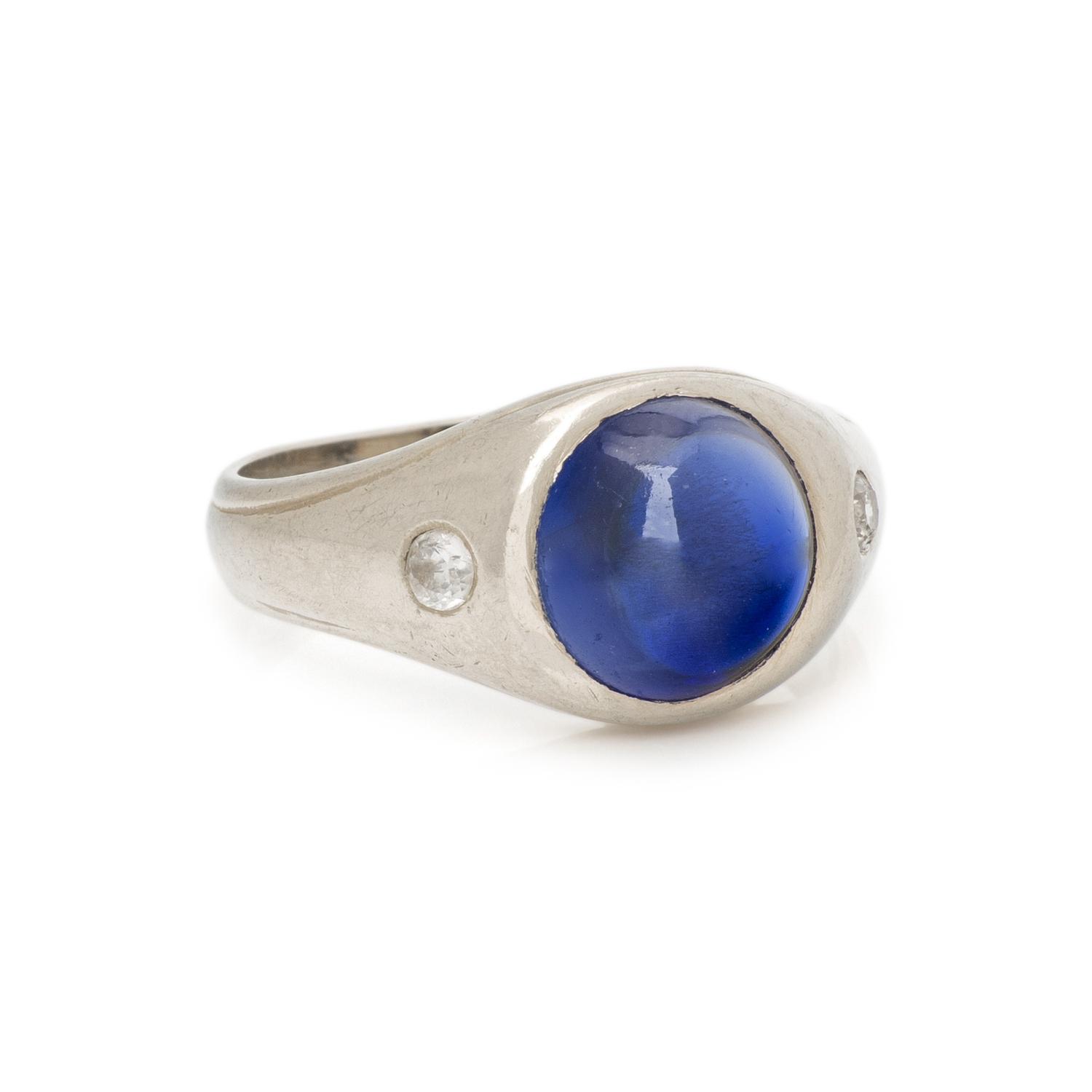 WHITE GOLD, SYNTHETIC SAPPHIRE, AND DIAMOND RING