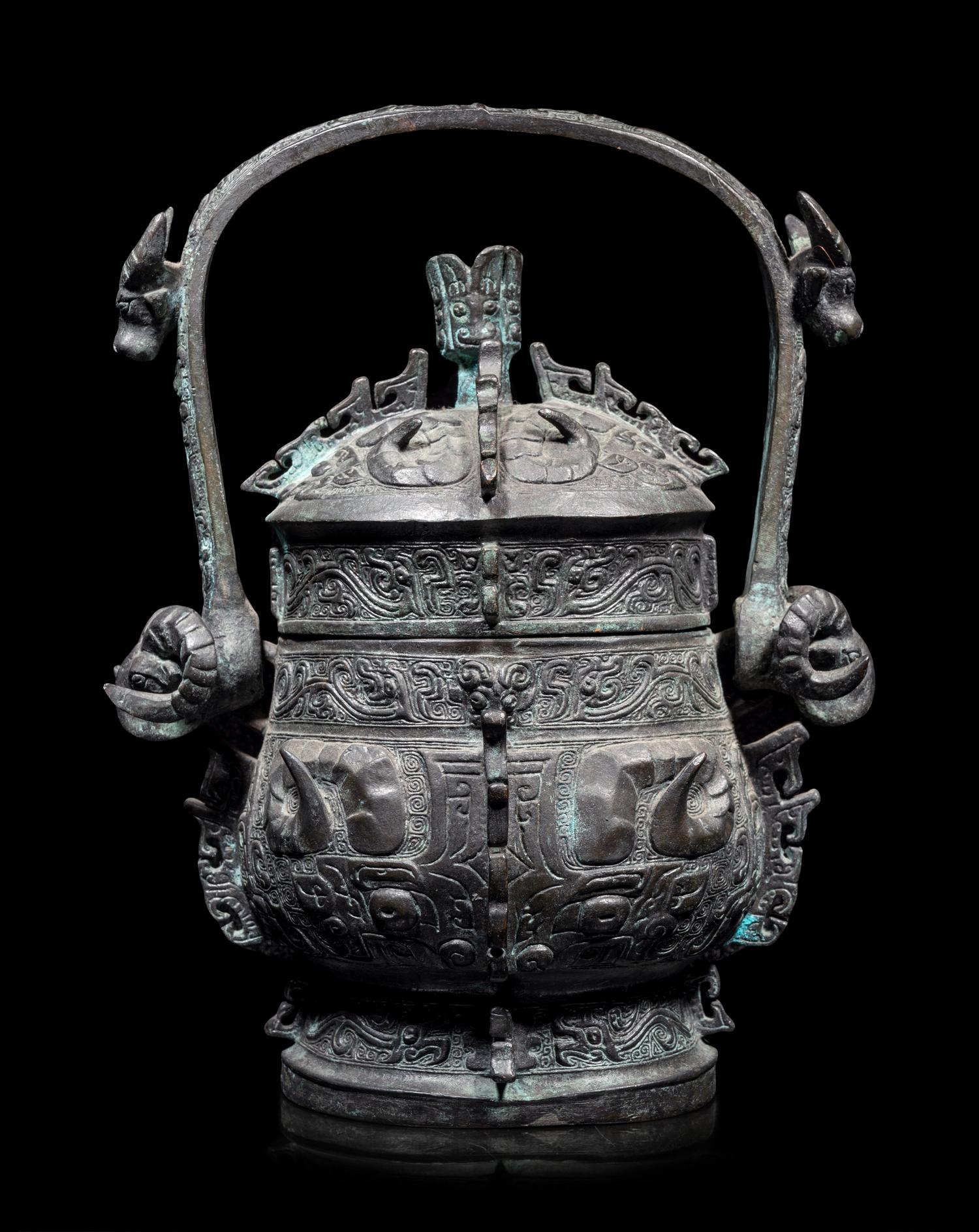 An Archaistic Style Bronze Wine Vessel