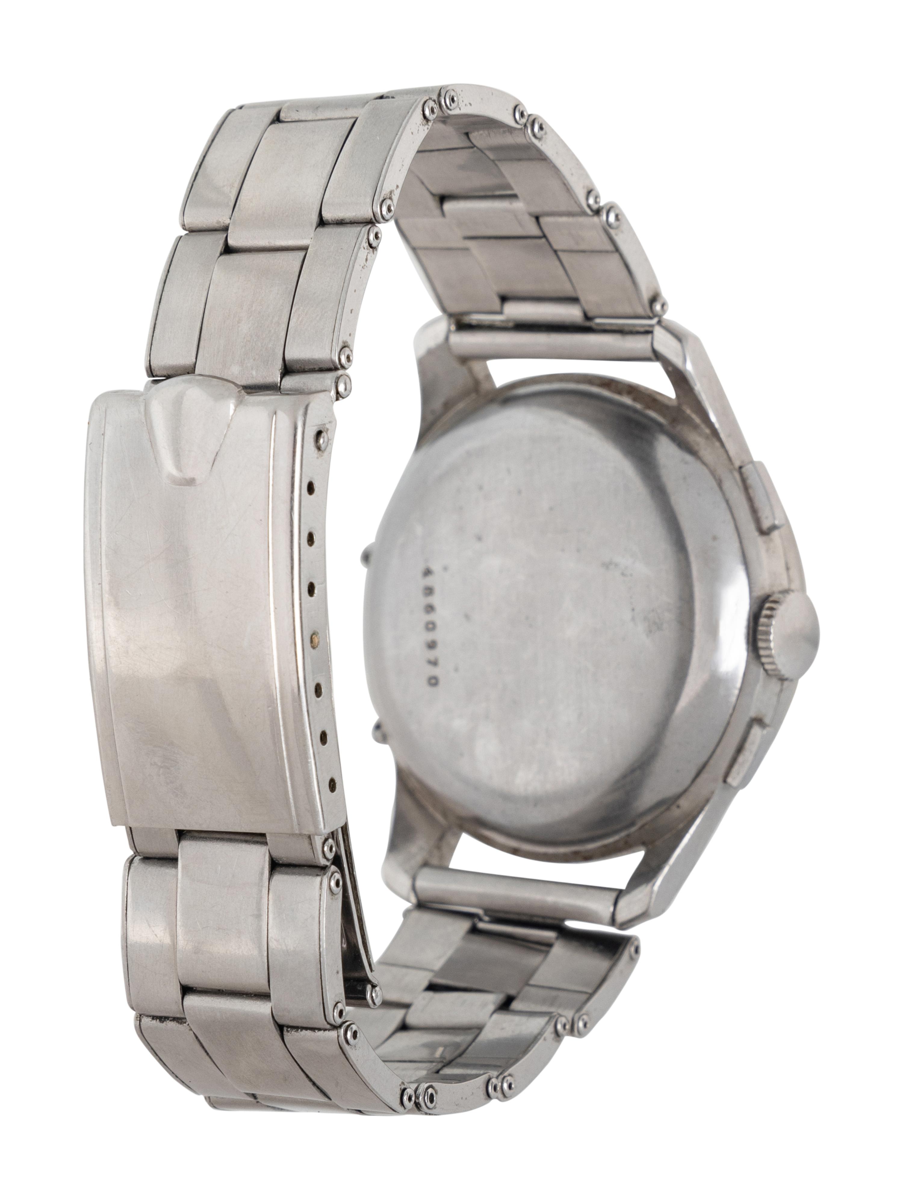 DOXA, STAINLESS STEEL TRIPLE CALENDAR CHRONOGRAPH WATCH