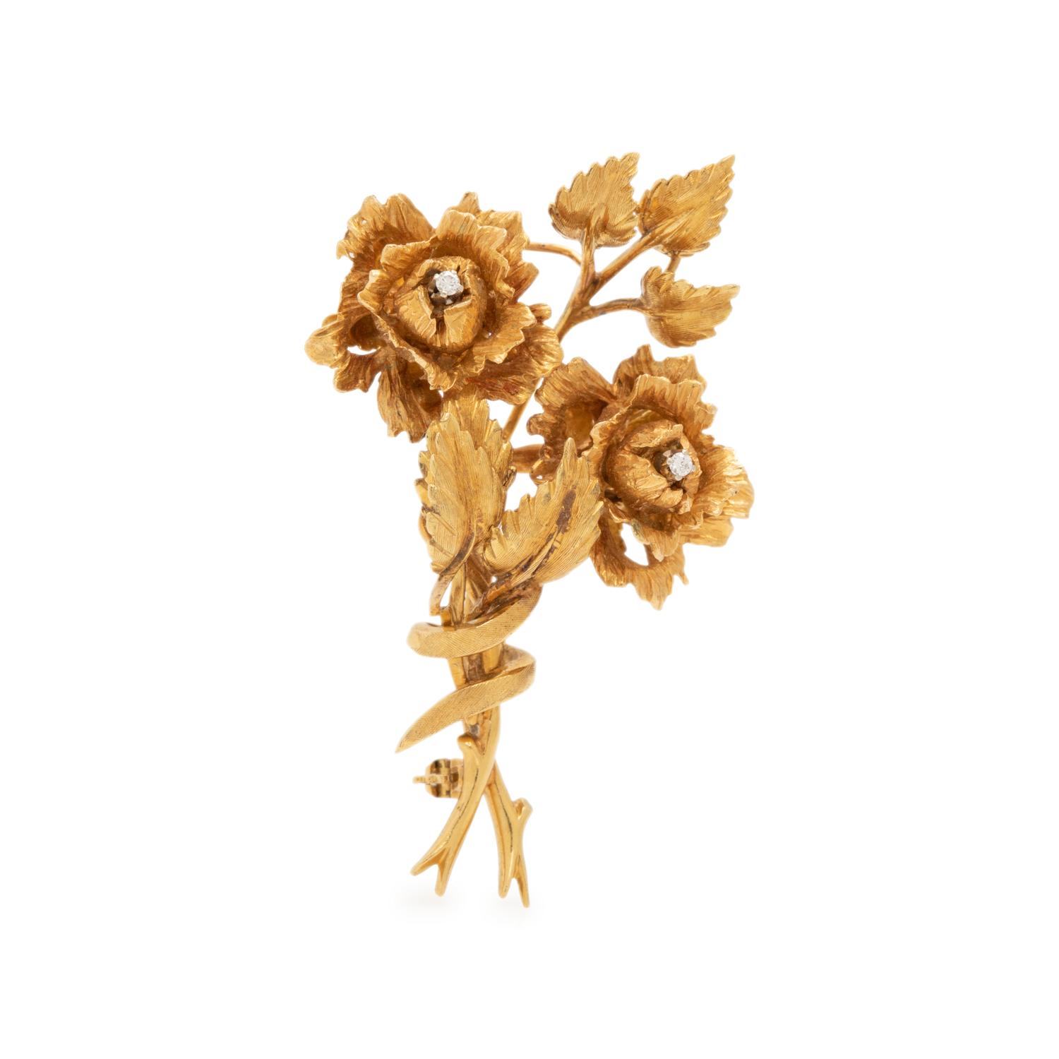 YELLOW GOLD AND DIAMOND FLOWER BROOCH