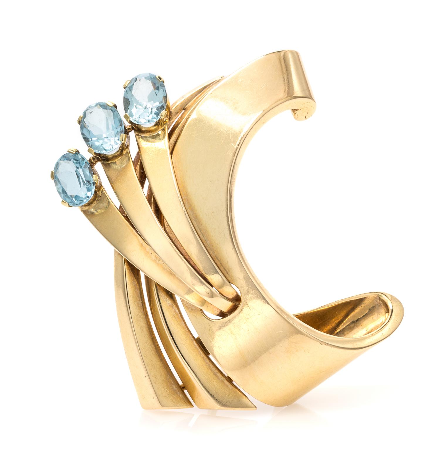 A Retro Yellow Gold and Aquamarine Brooch, Cartier, 12.80 dwts.