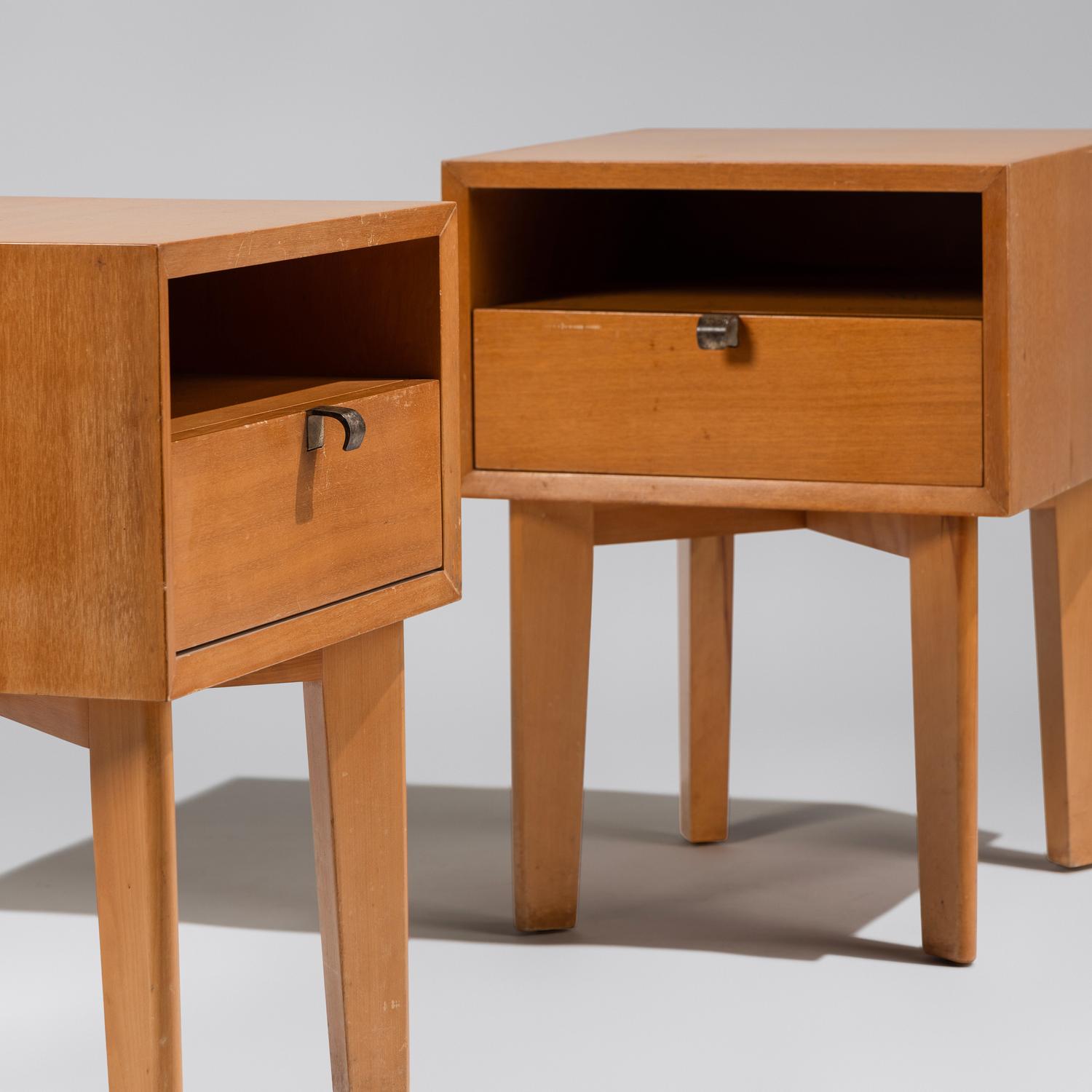 Nightstands, model 4615 Herman Miller