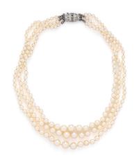 CULTURED PEARL NECKLACE