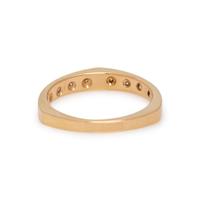 YELLOW GOLD AND DIAMOND RING