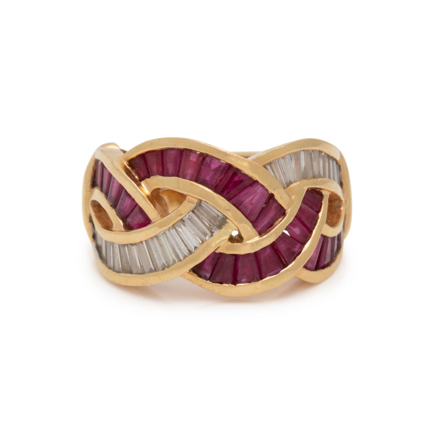 YELLOW GOLD, RUBY AND DIAMOND RING