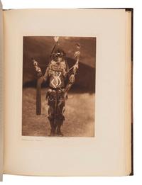 CURTIS, Edward (1868-1952). The North American Indian. Being a Series of Volumes Picturing and Describing the Indians of the United States and Alaska. Cambridge, MA: University Press, 1907. Volume 1.