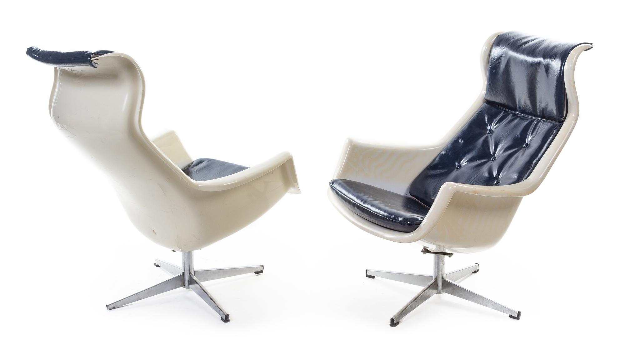 Alf Svensson and Yngve Sandstrom, DUX, 1970s, a pair of Galaxy chairs, with one ottoman