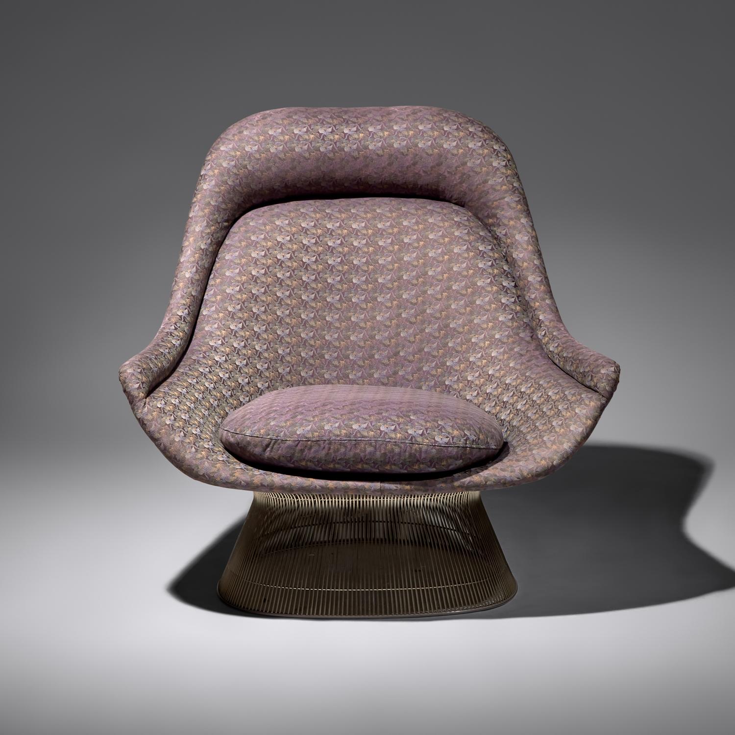 Pair of Easy Lounge Chairs, model 1705 and one ottoman, Model 1705y, for Knoll International USA, 1966/1980