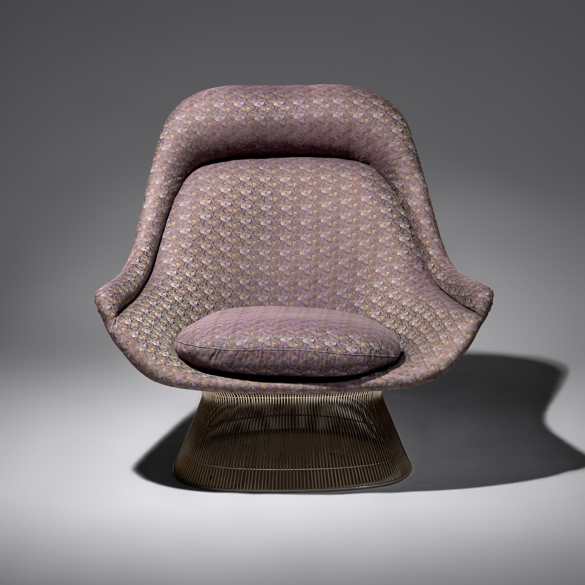 Pair of Easy Lounge Chairs, model 1705 and one ottoman, Model 1705y, for Knoll International USA, 1966/1980