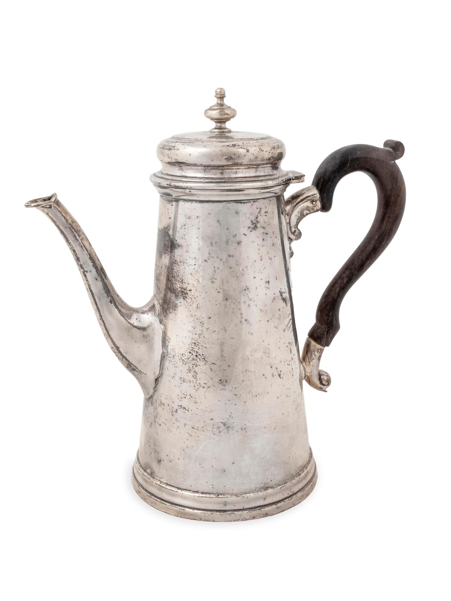 A Queen Anne Style Silver Lighthouse Coffee Pot — Graff, Washborne & Dunn, New York, 1899-1961
