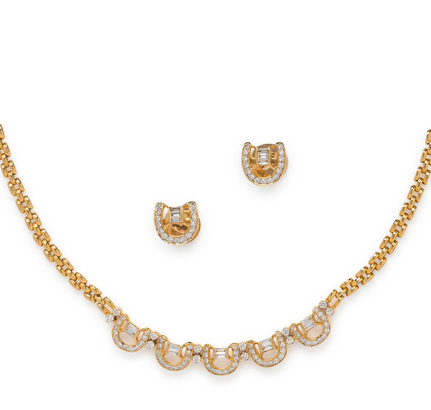 YELLOW GOLD AND DIAMOND SET