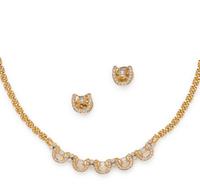 YELLOW GOLD AND DIAMOND SET