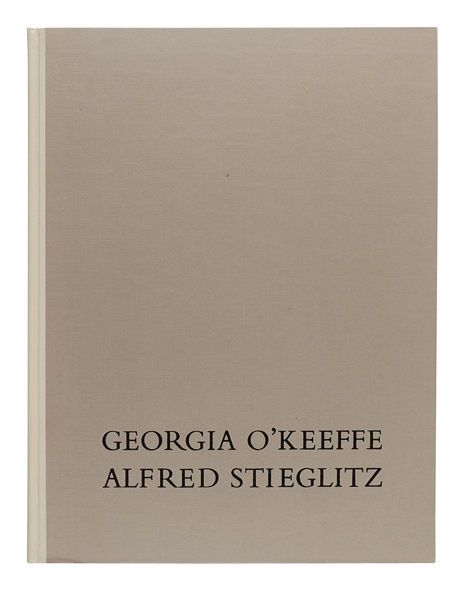 [STIEGLITZ, Alfred (1864-1946)]. Georgia O’Keeffe: A Portrait by Alfred Stieglitz. New York: The Metropolitan Museum of Art, 1978.
