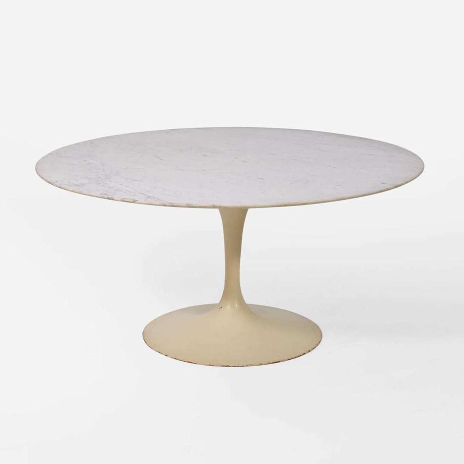 Eero Saarinen (Finnish-American, 1910-1961) "Tulip" Dining Table, Knoll Associates, USA, circa 1957