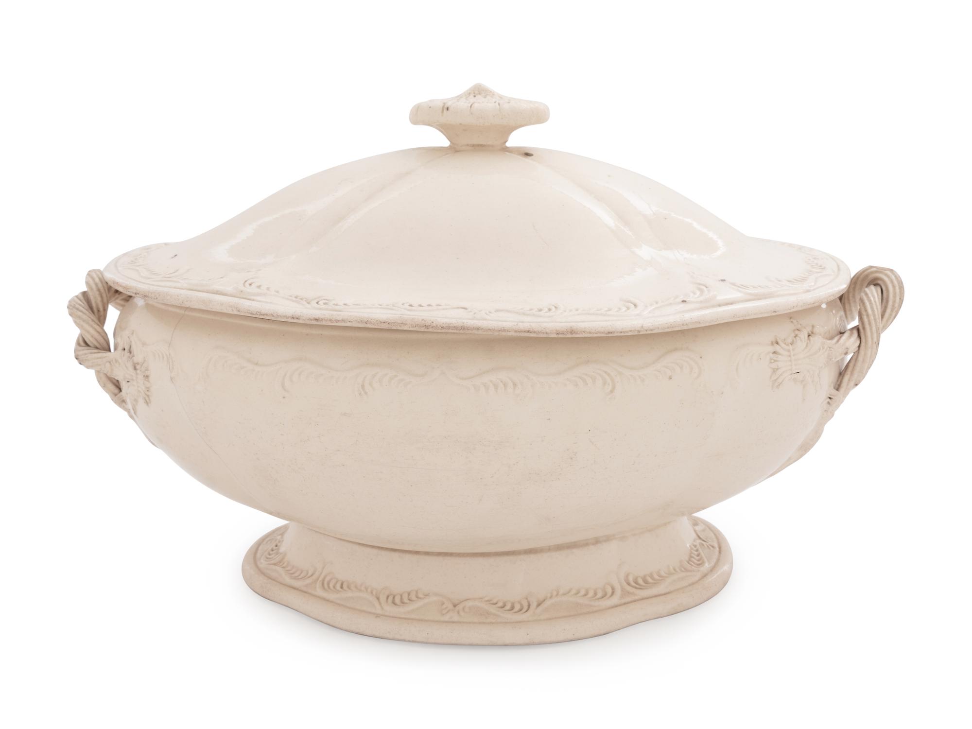 A Leeds Creamware Covered Tureen