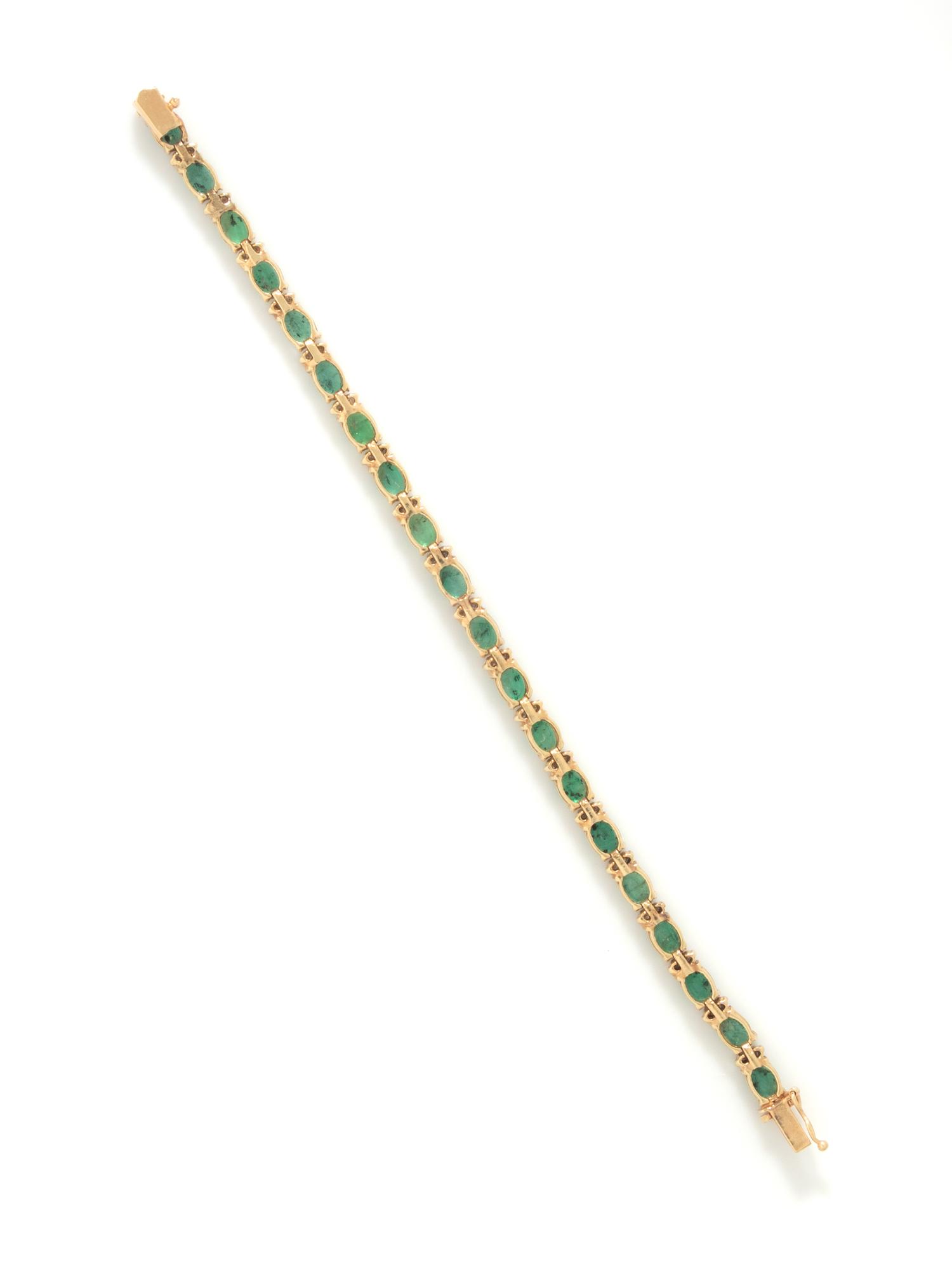 EMERALD AND DIAMOND BRACELET