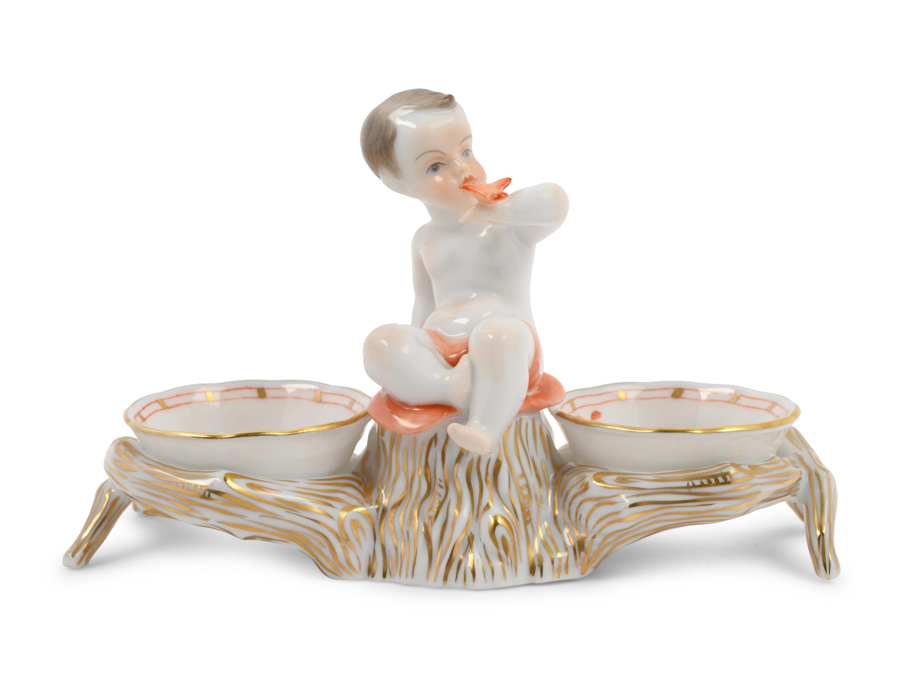 A Herend Porcelain Chinese Bouquet Salt Cellar