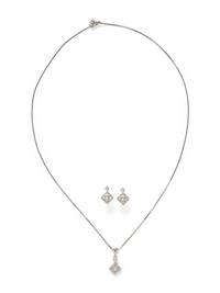 COLLECTION OF WHITE GOLD AND DIAMOND JEWELRY
