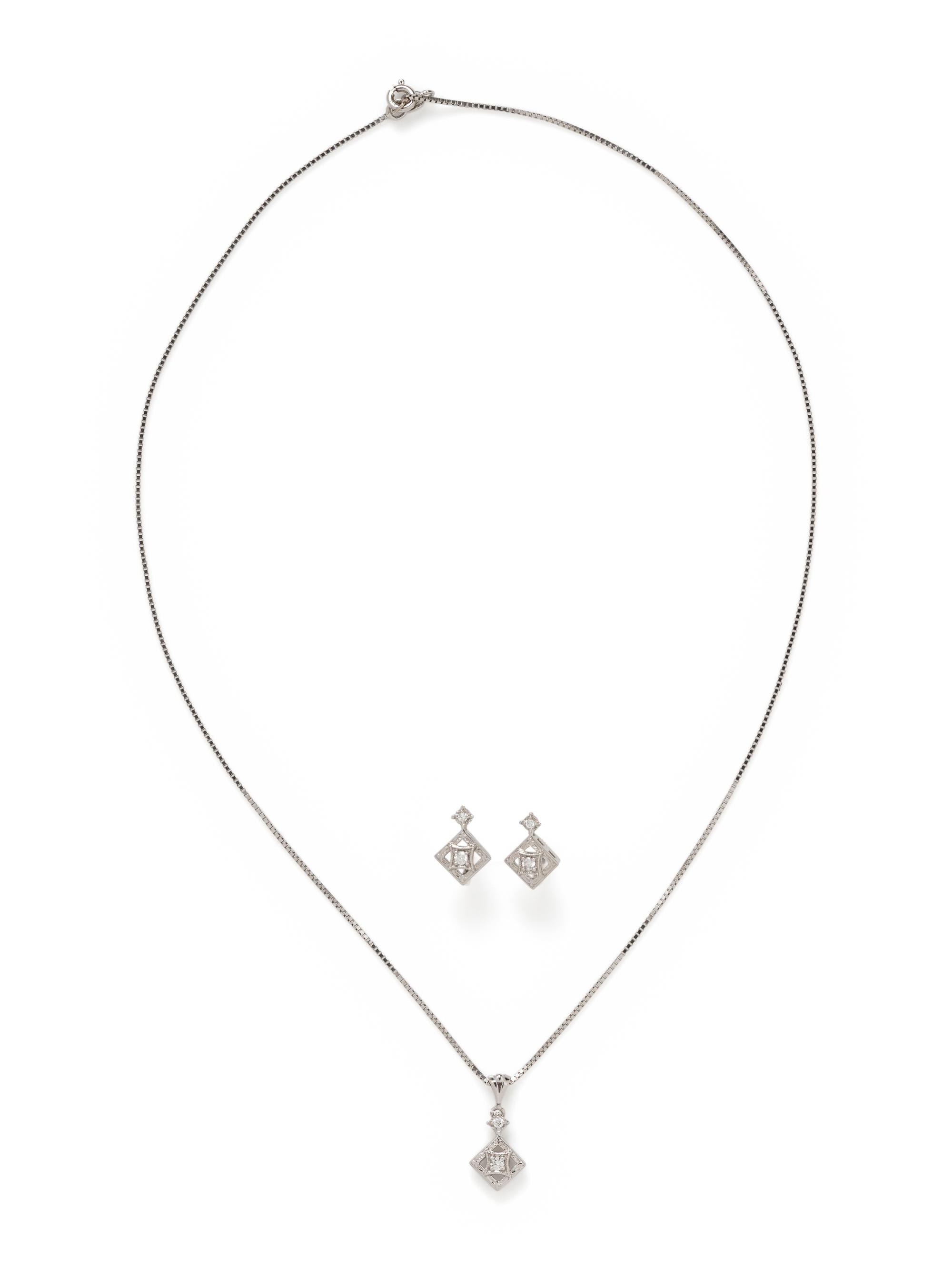 COLLECTION OF WHITE GOLD AND DIAMOND JEWELRY