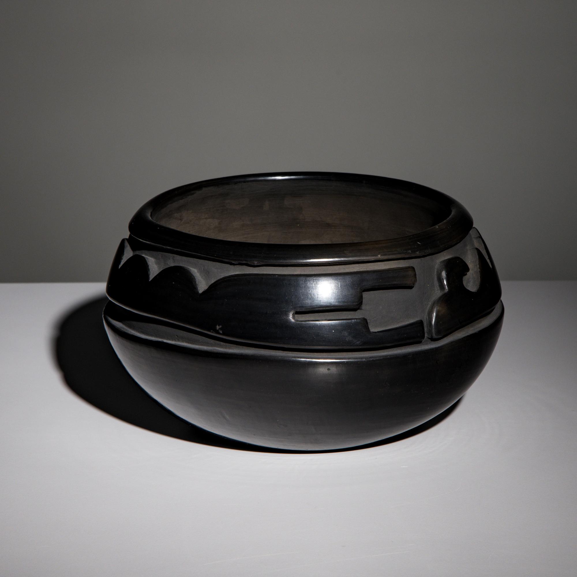 Stella Chavarria (Santa Clara, b. 1939) — Carved Blackware Pottery Jar