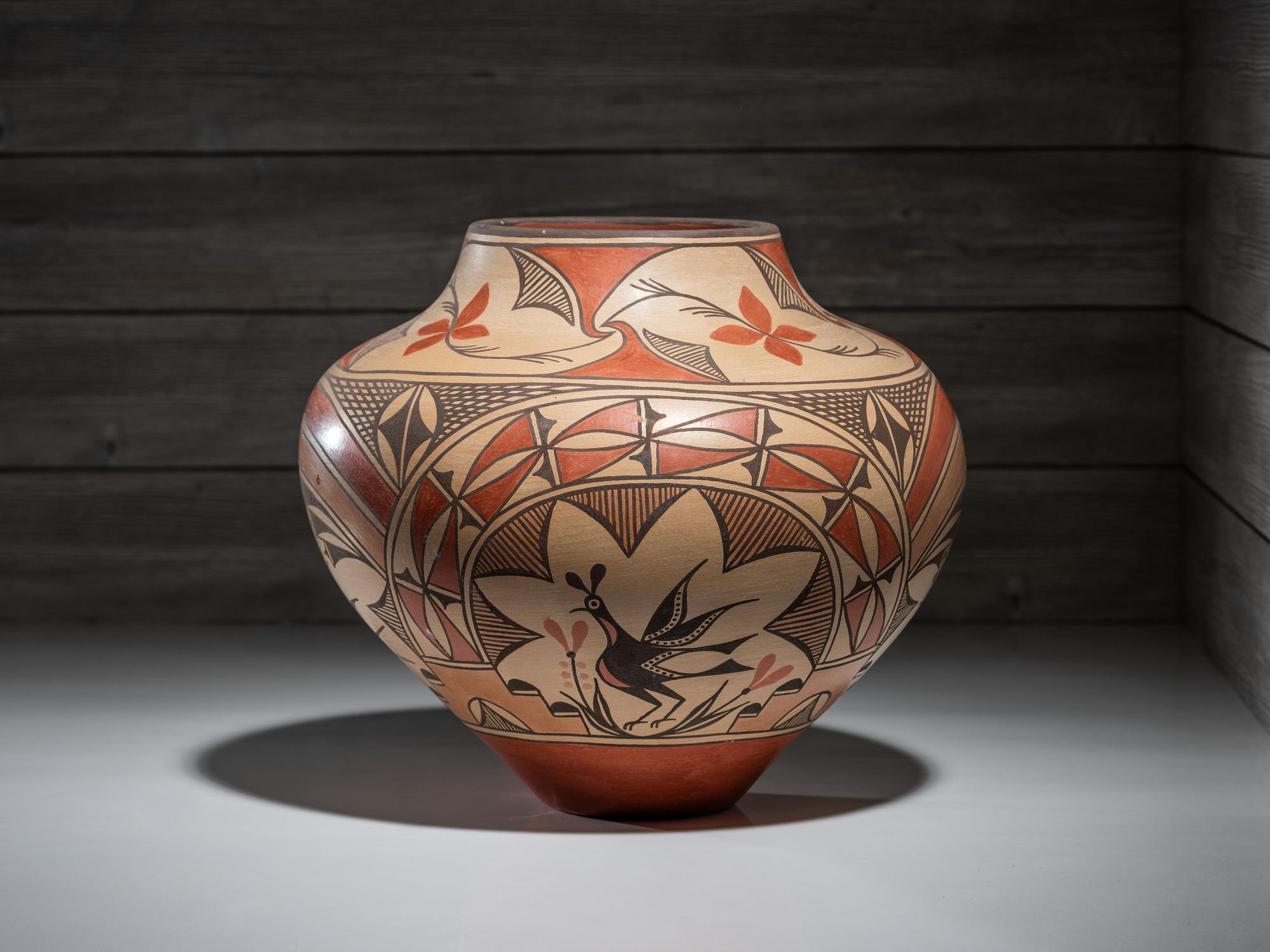 Four-Color Pottery Olla