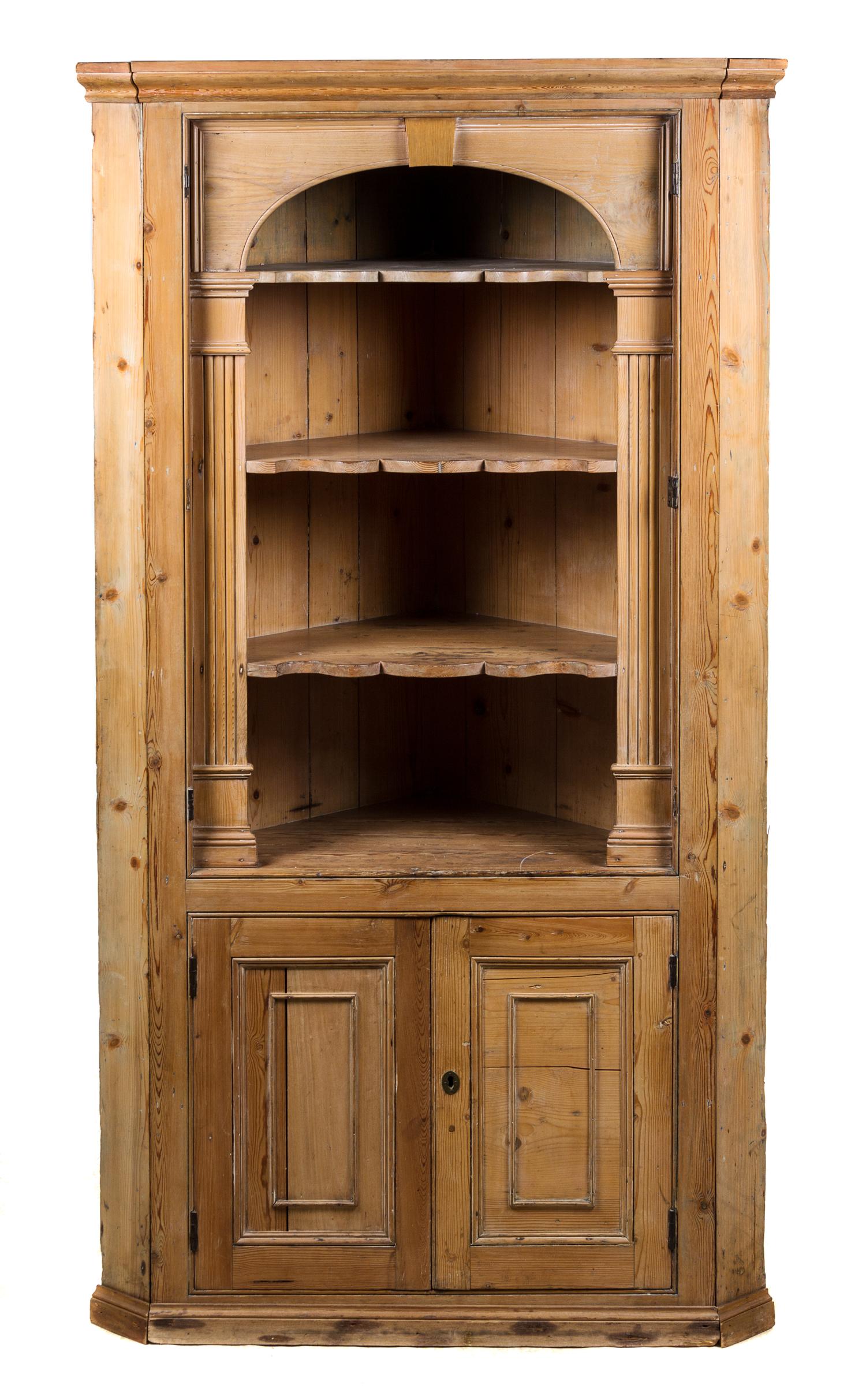 An American Pine Corner Cupboard Height 82 x width 44 x depth 25 inches. — 18TH CENTURY