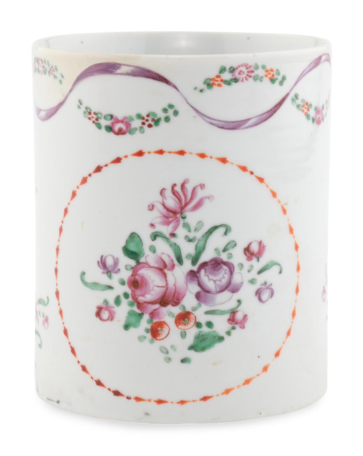 A Chinese Export Porcelain Mug