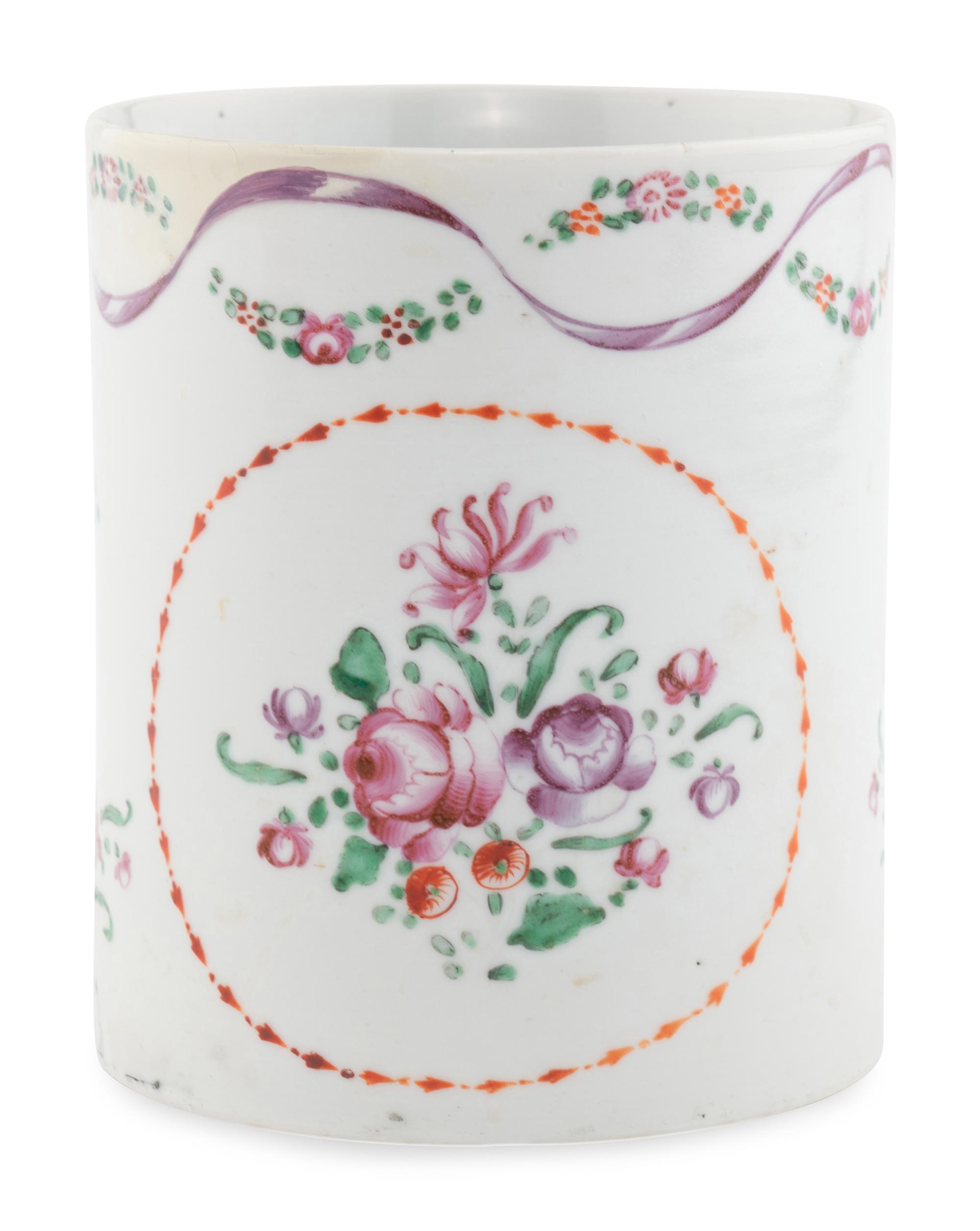 A Chinese Export Porcelain Mug