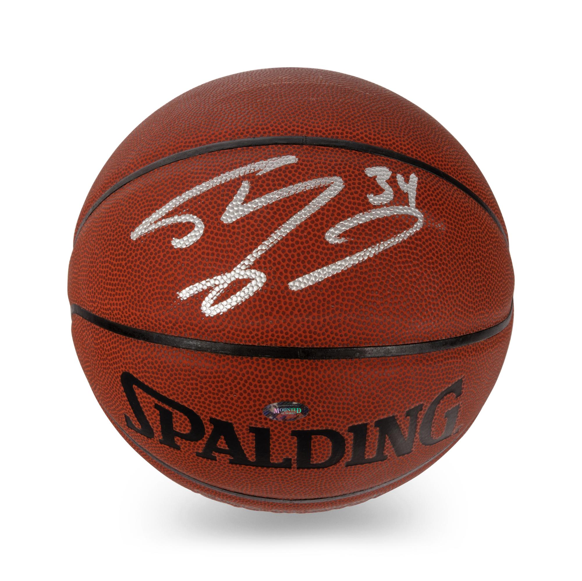 A Shaquille O'Neal Signed Autograph Official NBA Spalding Basketball,