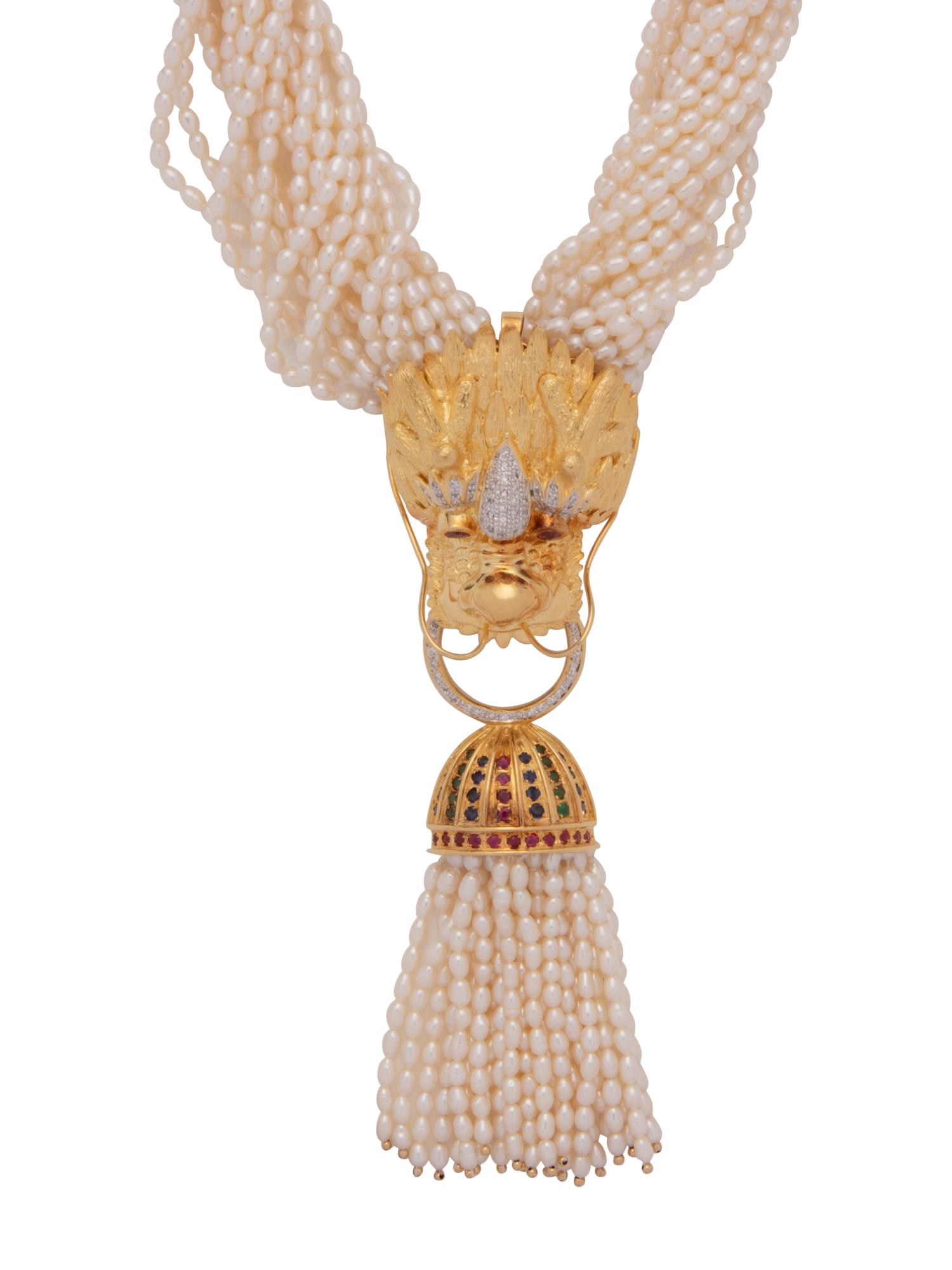 YELLOW GOLD AND PEARL SET
