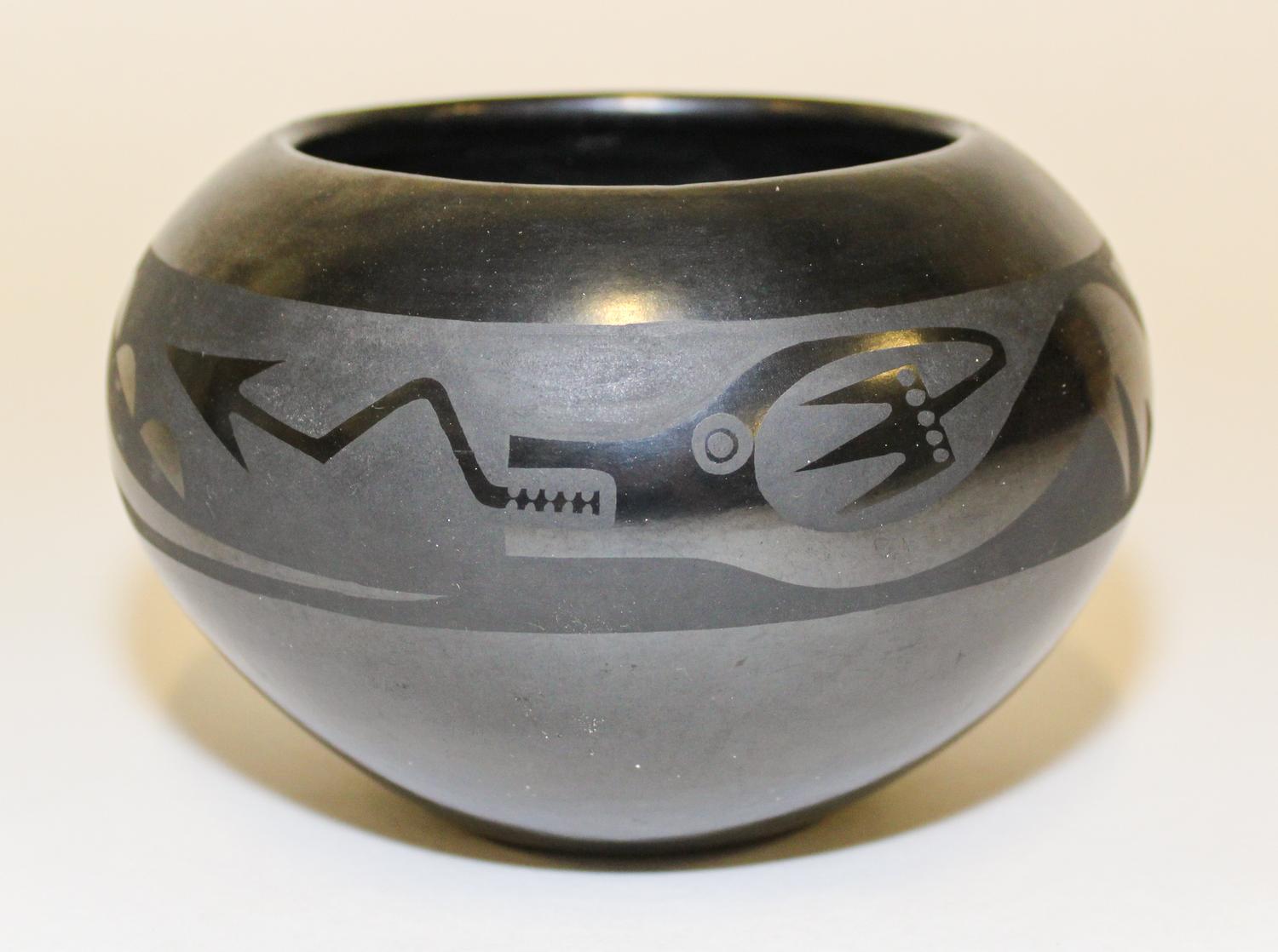 Maria Martinez (1887-1980) and Popovi Da (1922-1971), San Ildefonso Height 3 7/8 x diameter 6 inches. — CIRCA 1950