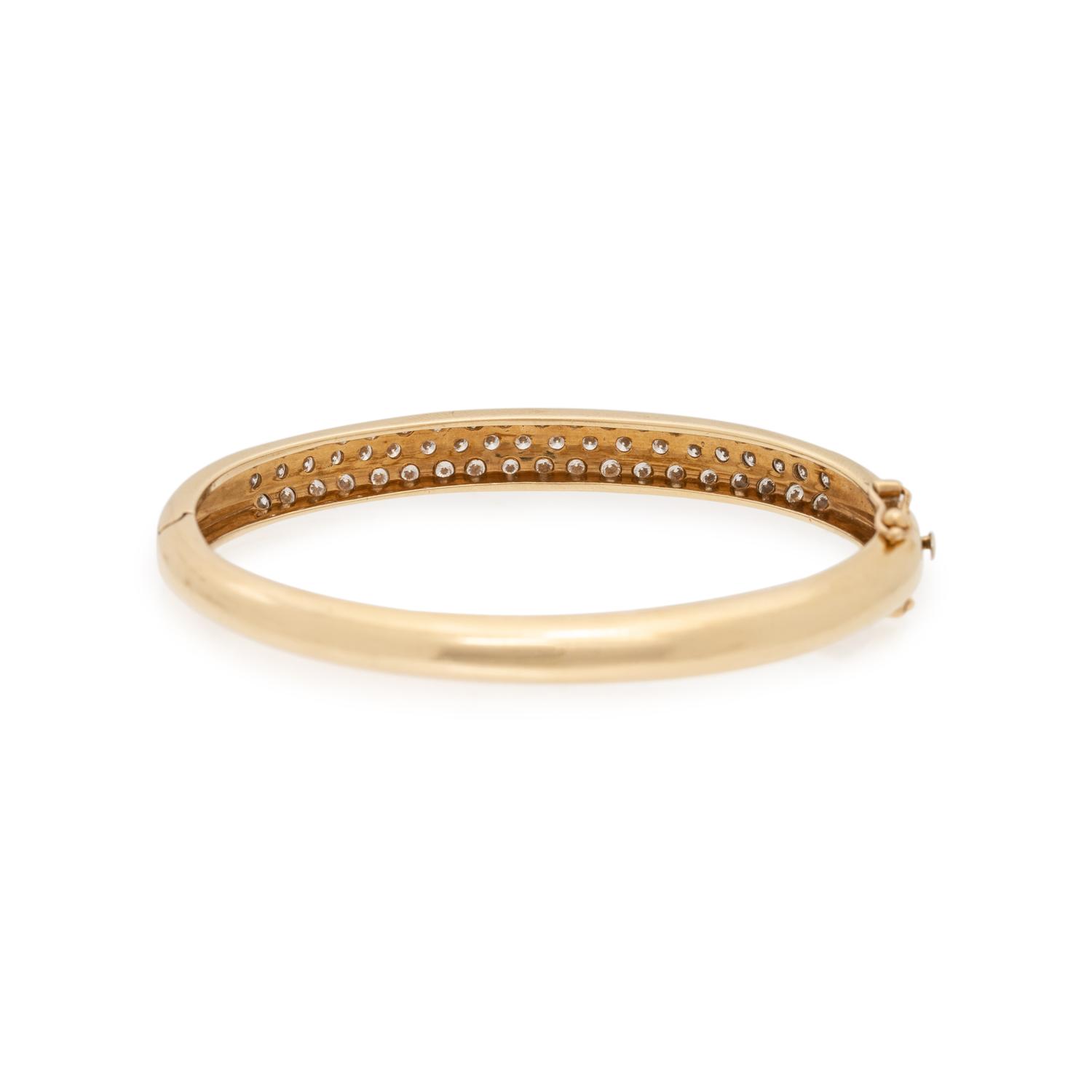 YELLOW GOLD AND DIAMOND BANGLE BRACELET