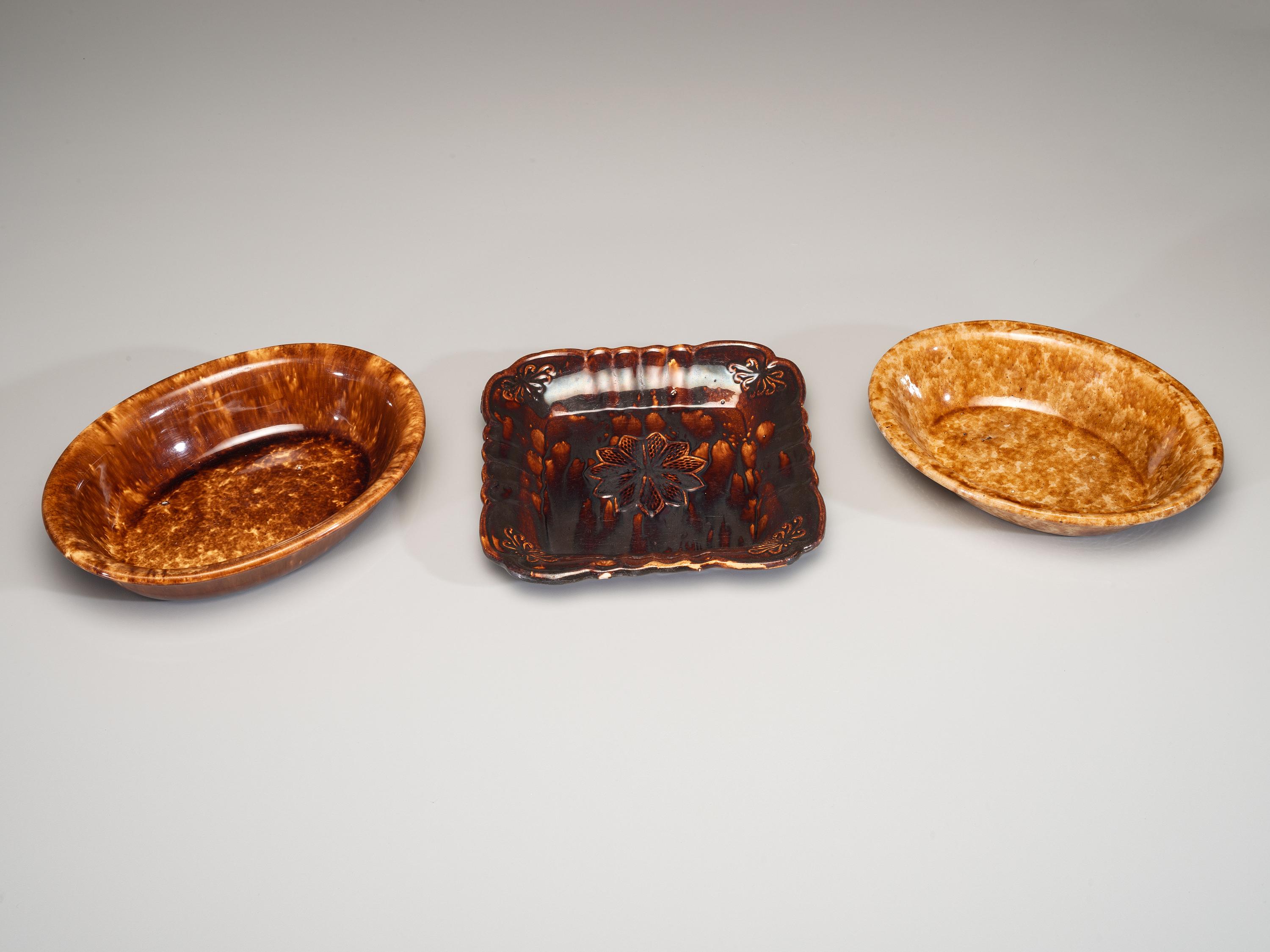 Fourteen Rockingham Glaze Articles