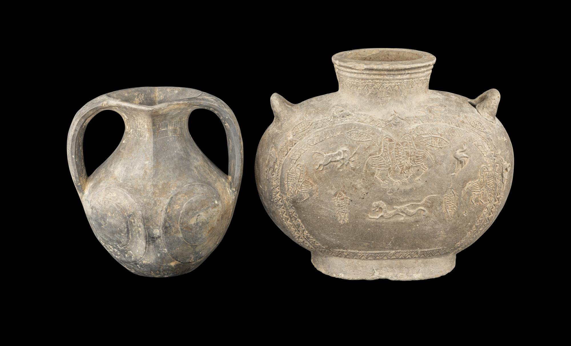 Two Chinese Grey Pottery Vessels