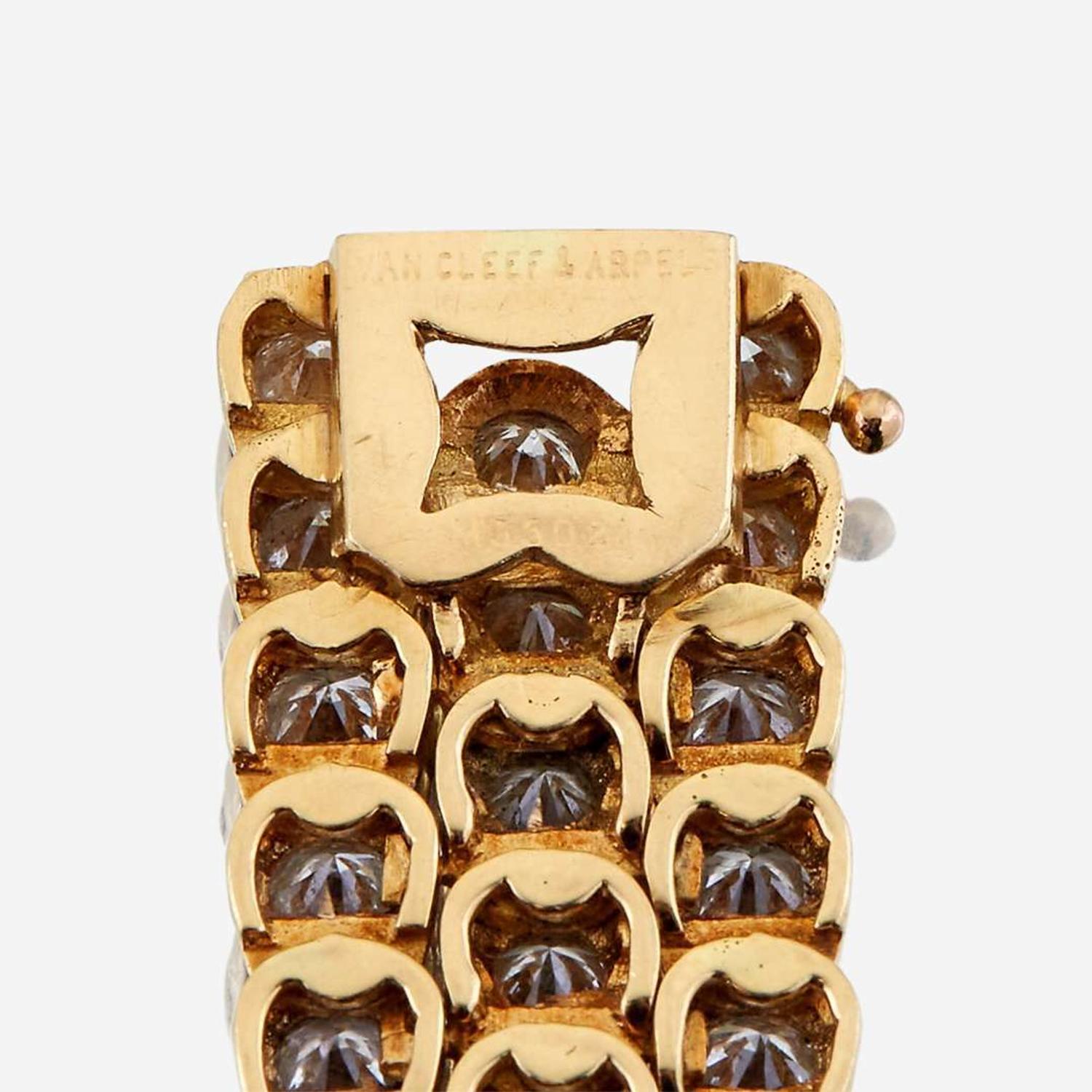 A diamond and eighteen karat gold bracelet, Van Cleef & Arpels France