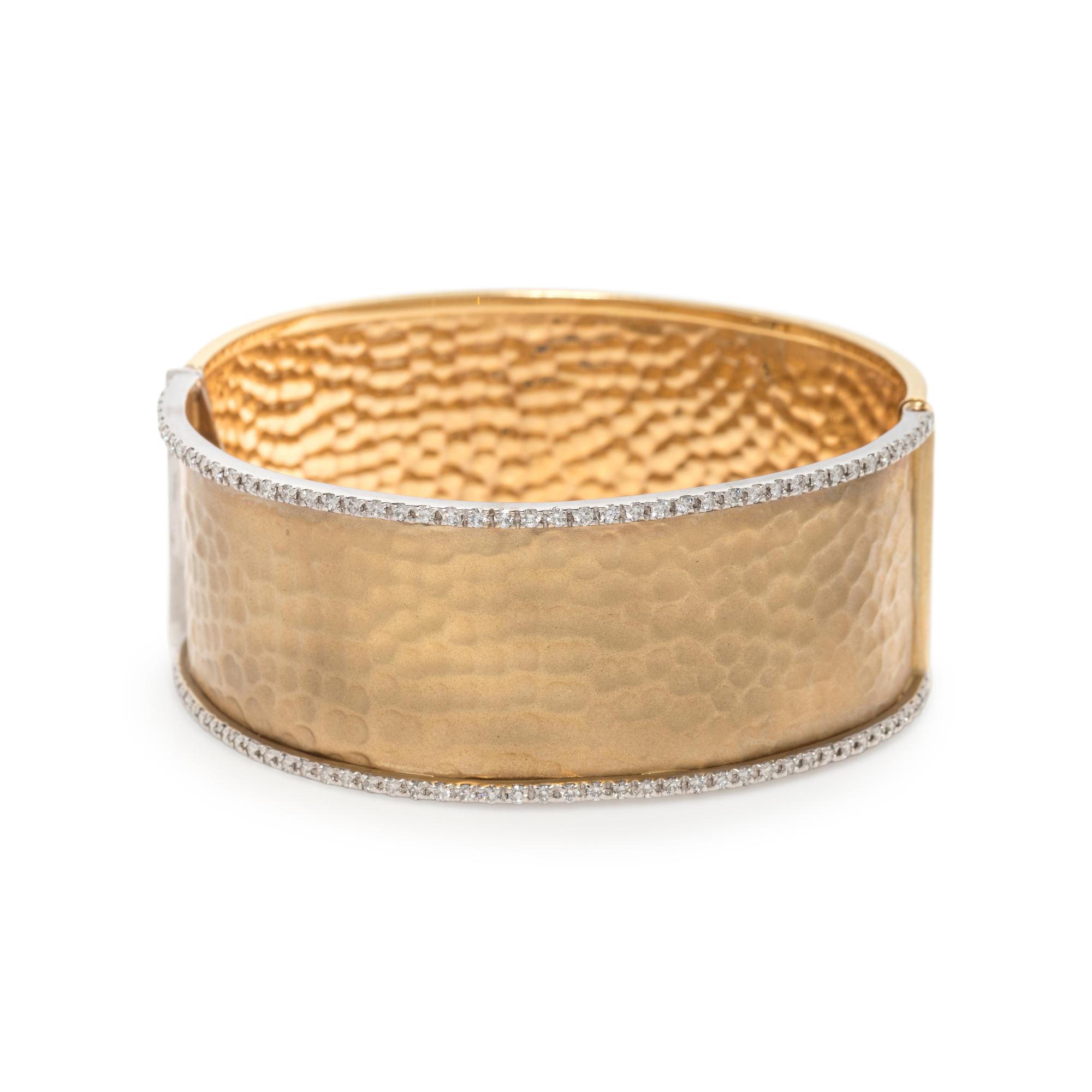 YELLOW GOLD AND DIAMOND BANGLE BRACELET