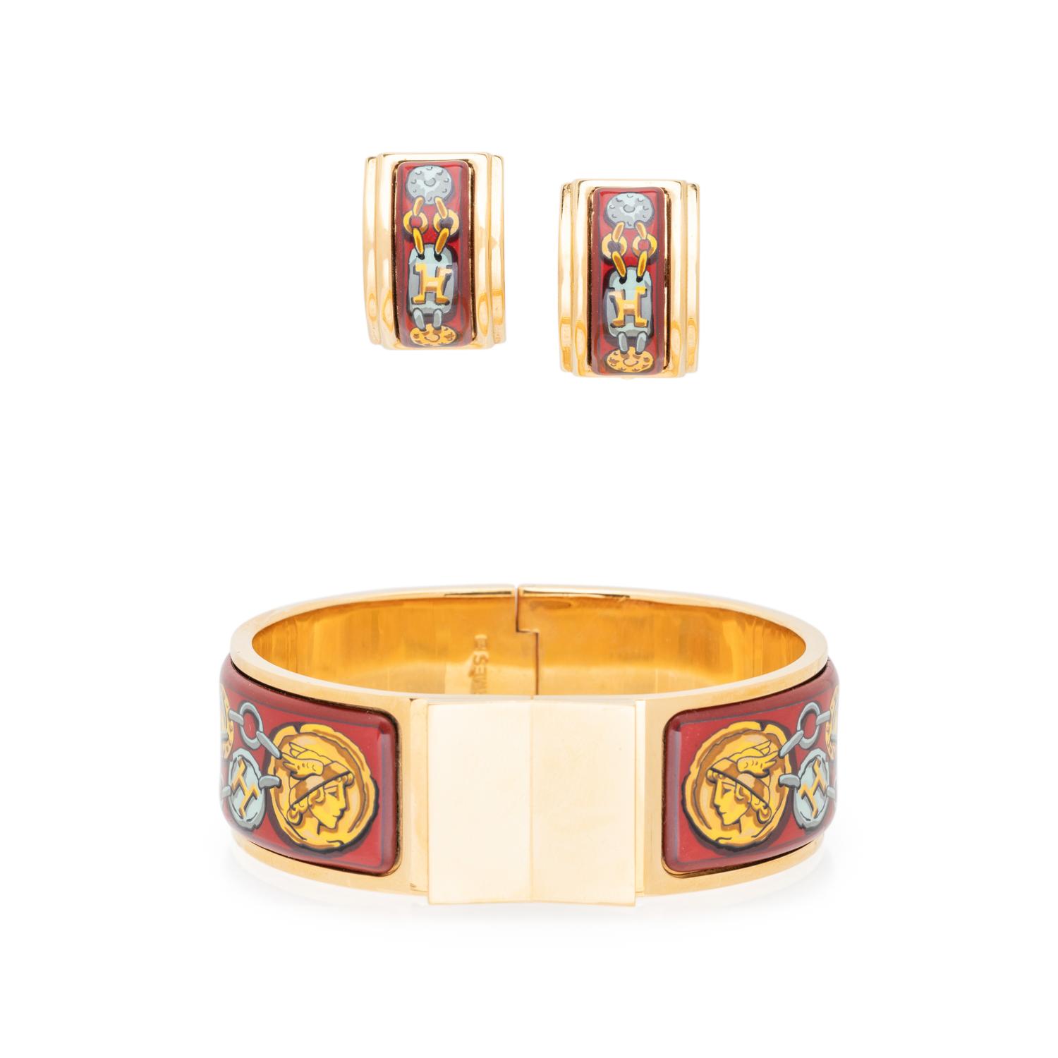 HERMÈS, BANGLE AND EARCLIPS