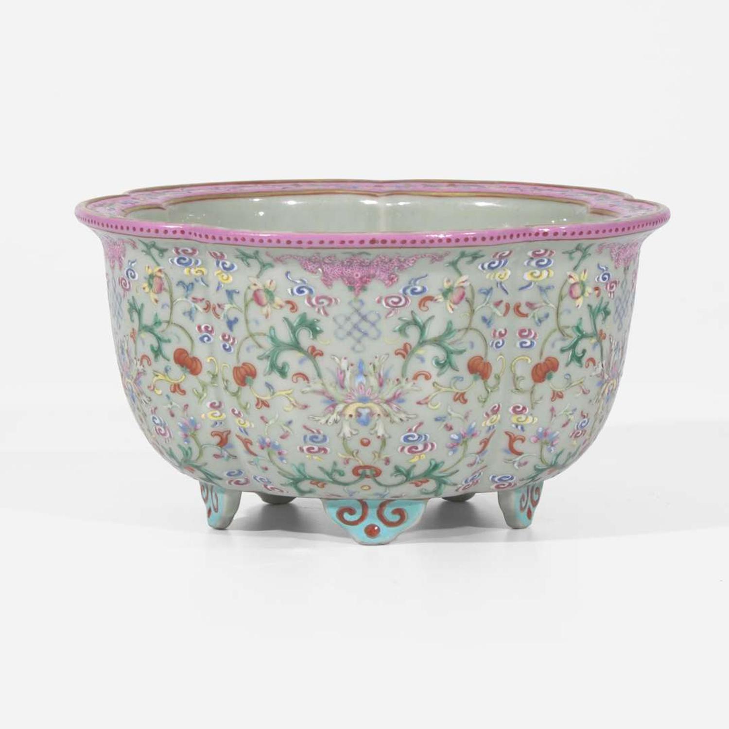 A Chinese famille rose-decorated pale celadon-ground five-lobed jardinière 粉彩青釉花盆 Possibly Jiaqing/Daoguang period ?????????