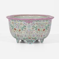 A Chinese famille rose-decorated pale celadon-ground five-lobed jardinière 粉彩青釉花盆 Possibly Jiaqing/Daoguang period ?????????