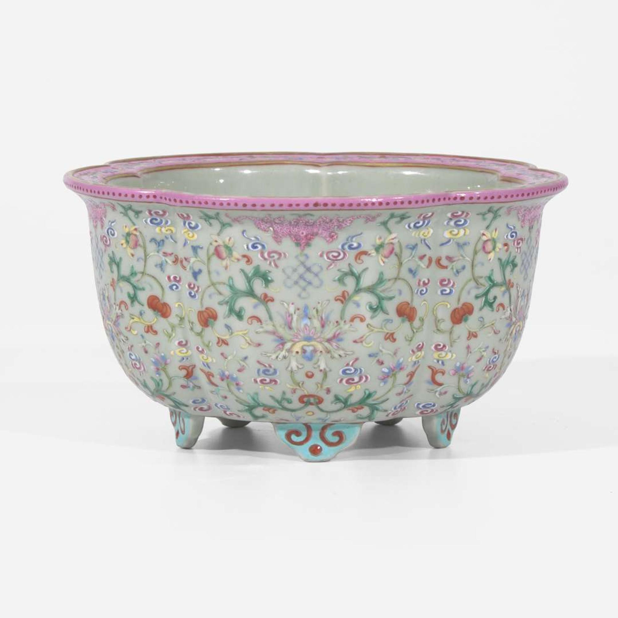 A Chinese famille rose-decorated pale celadon-ground five-lobed jardinière 粉彩青釉花盆 Possibly Jiaqing/Daoguang period ?????????