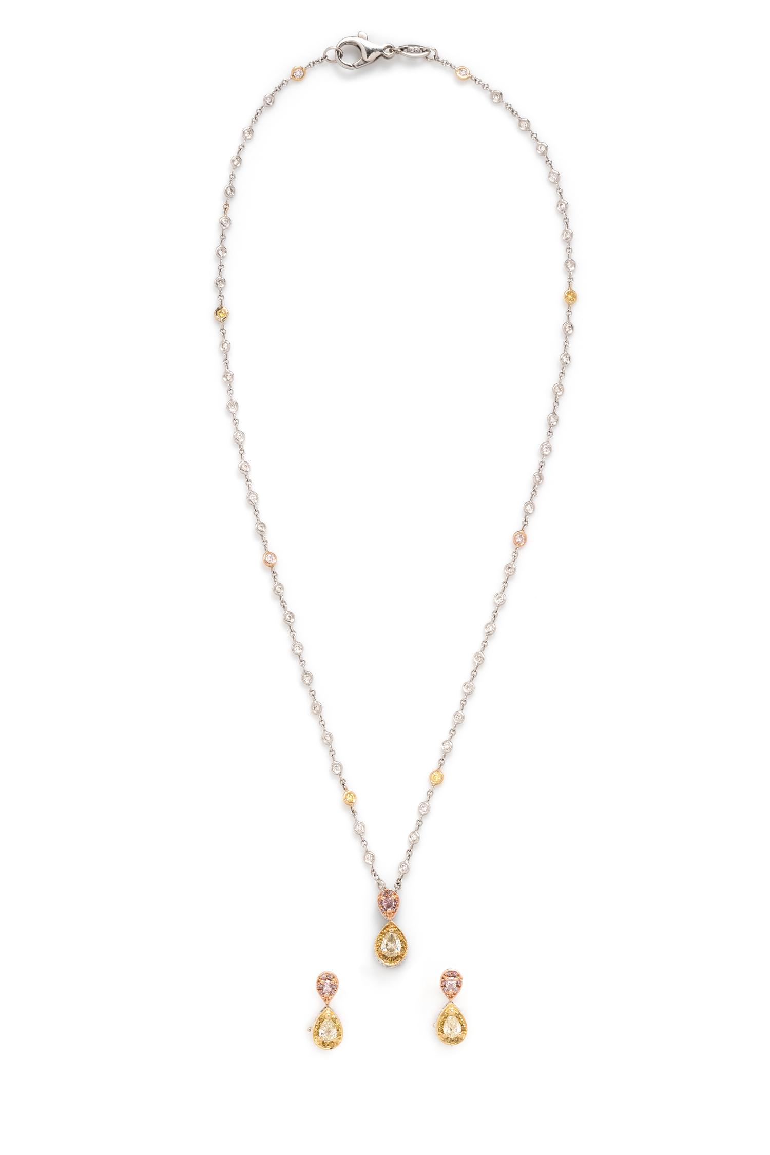 DIAMOND AND COLORED DIAMOND SET