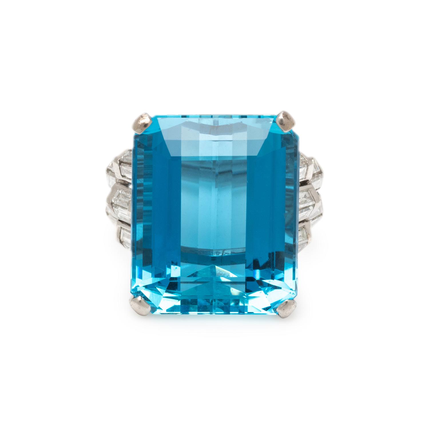 AQUAMARINE AND DIAMOND RING