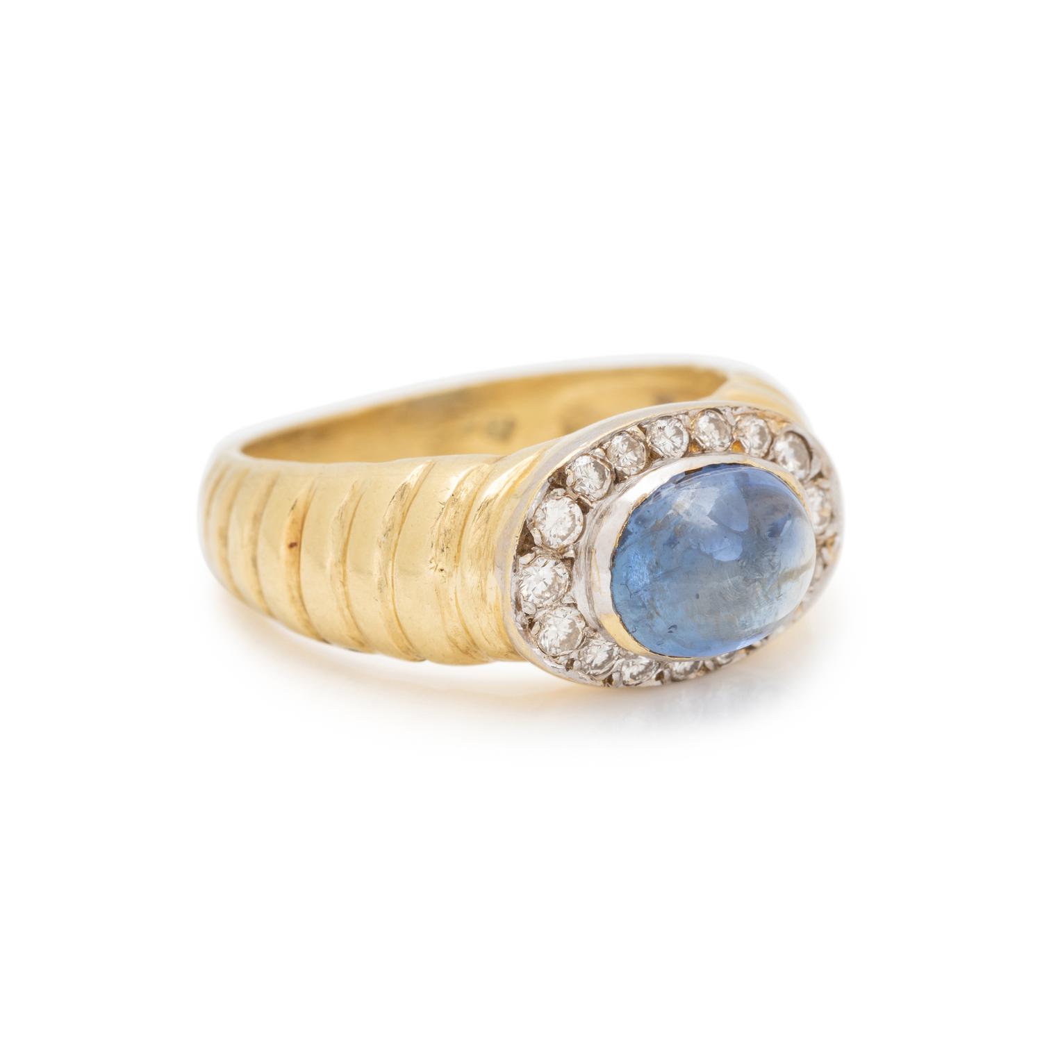 YELLOW GOLD, SAPPHIRE, AND DIAMOND RING